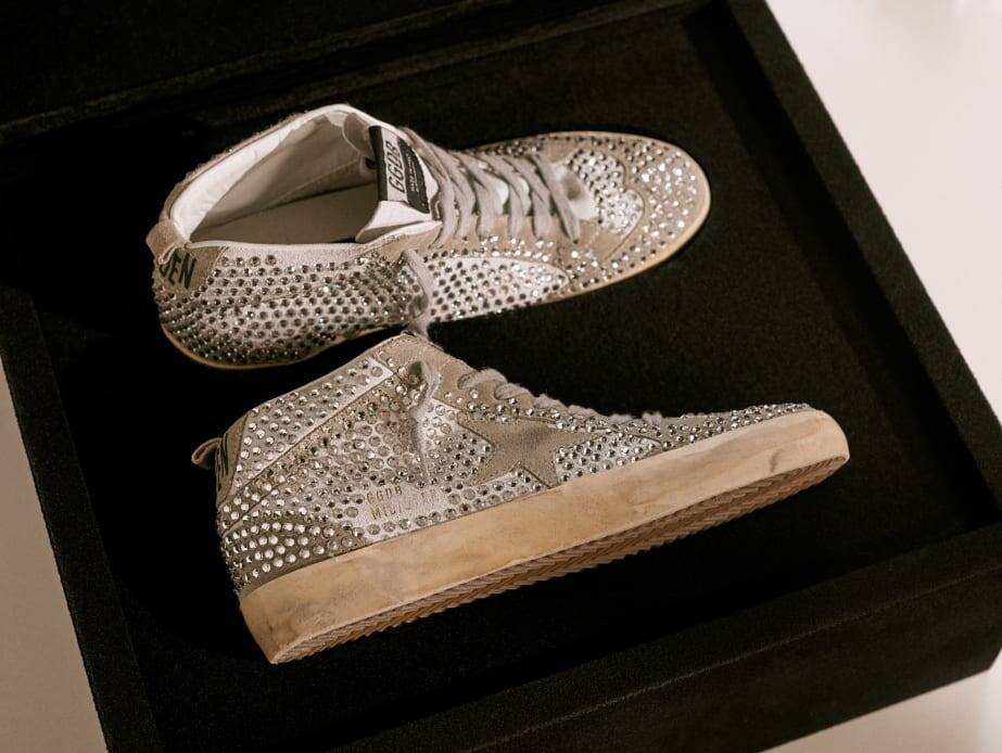 mid star golden goose womens