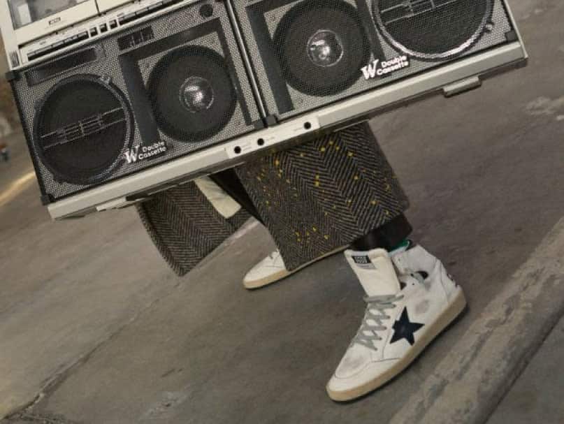 Golden-Goose-sky-star-sneakers-1