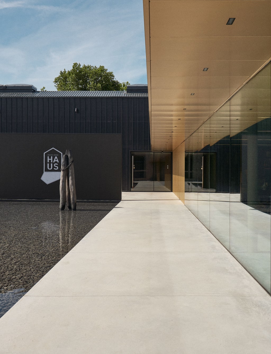 front-view-of-Haus-marghera