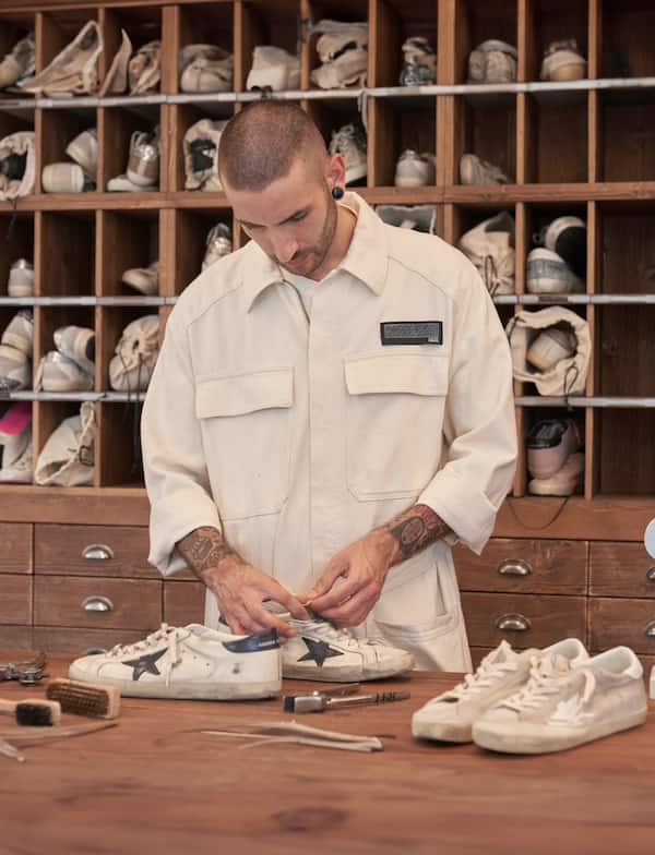 Repairing sneakers to take care of your memories