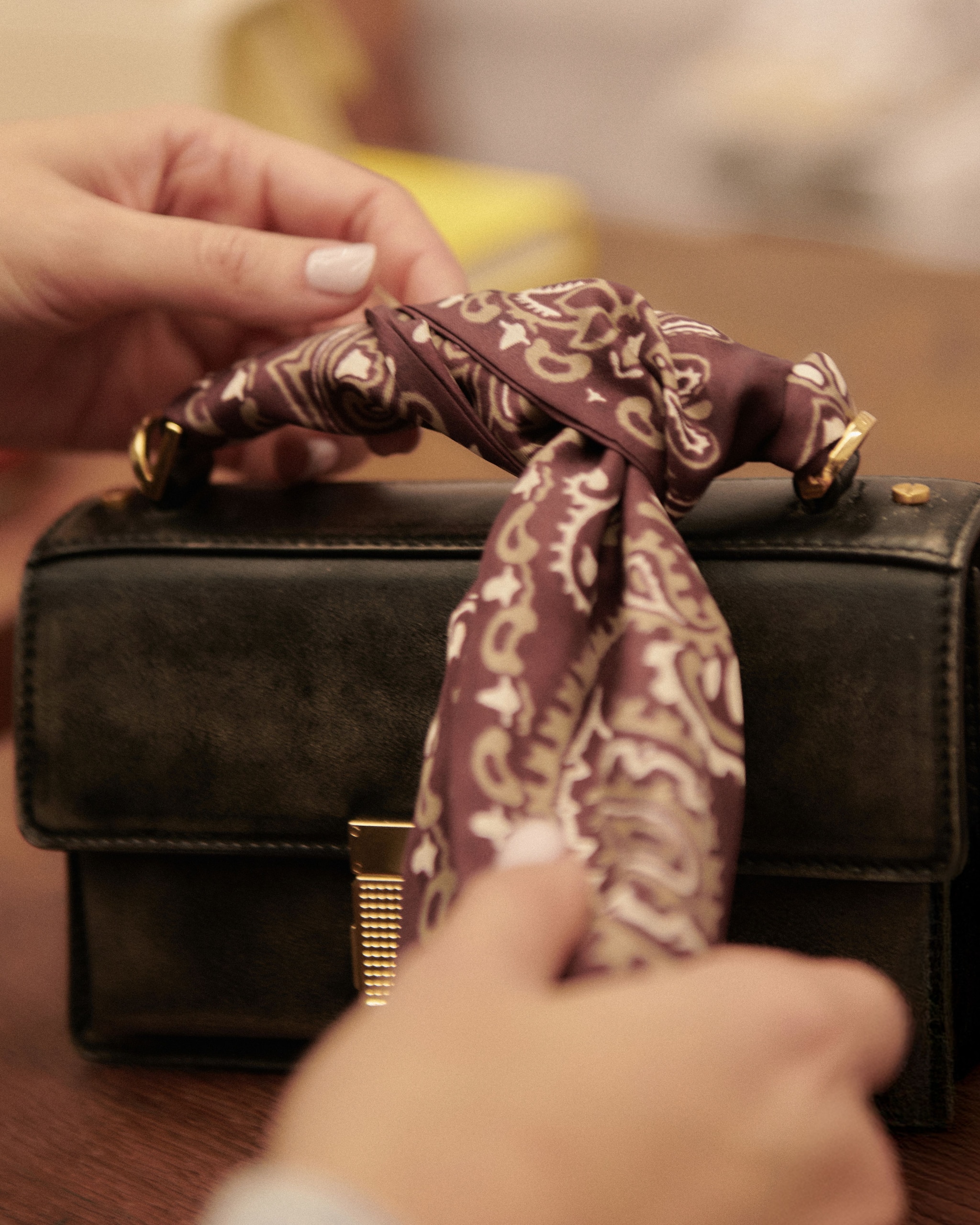 ribbon-in-burgundy-silk-twill-with-paisley-pattern