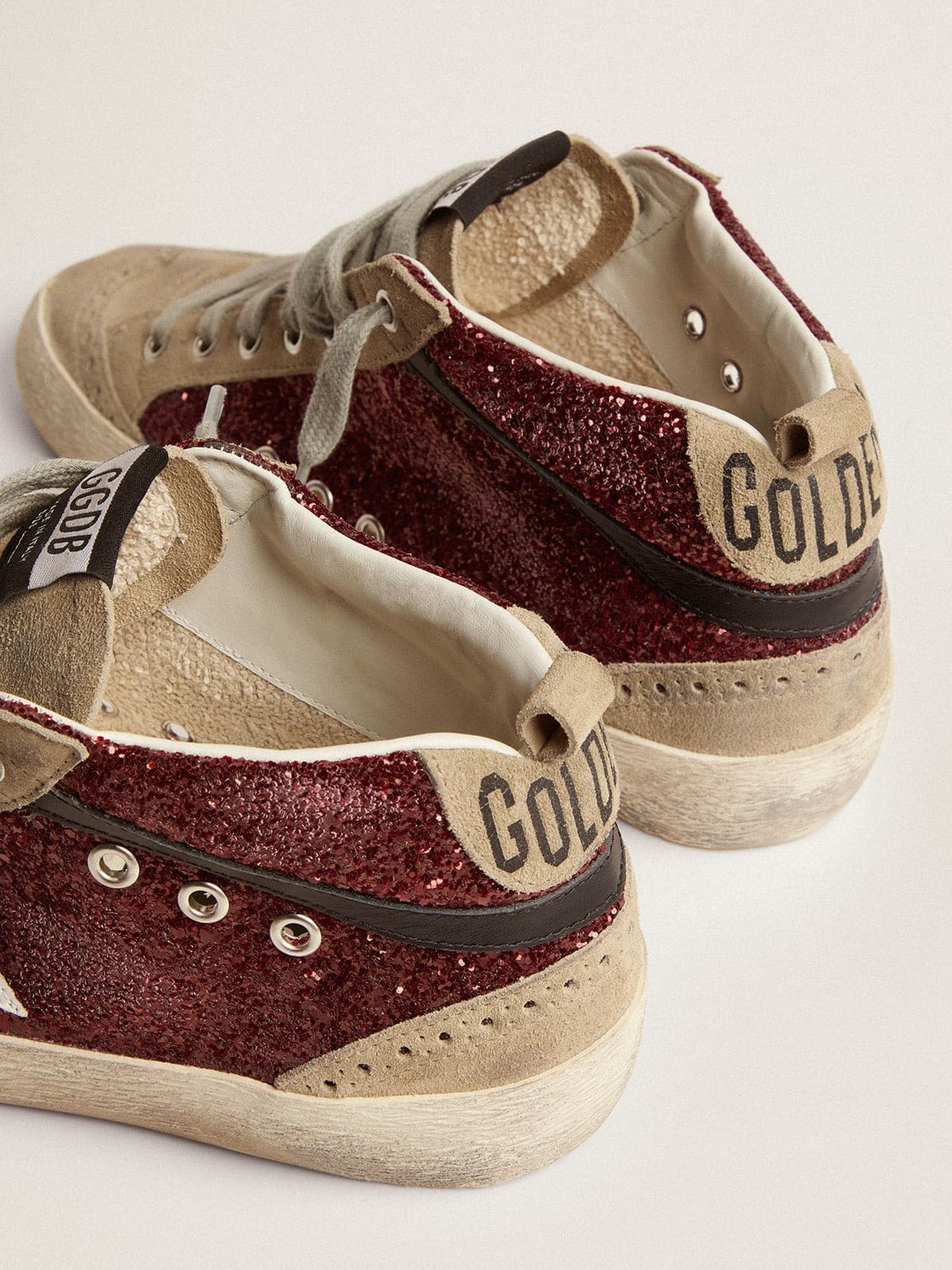 Golden goose sneakers sales wiki