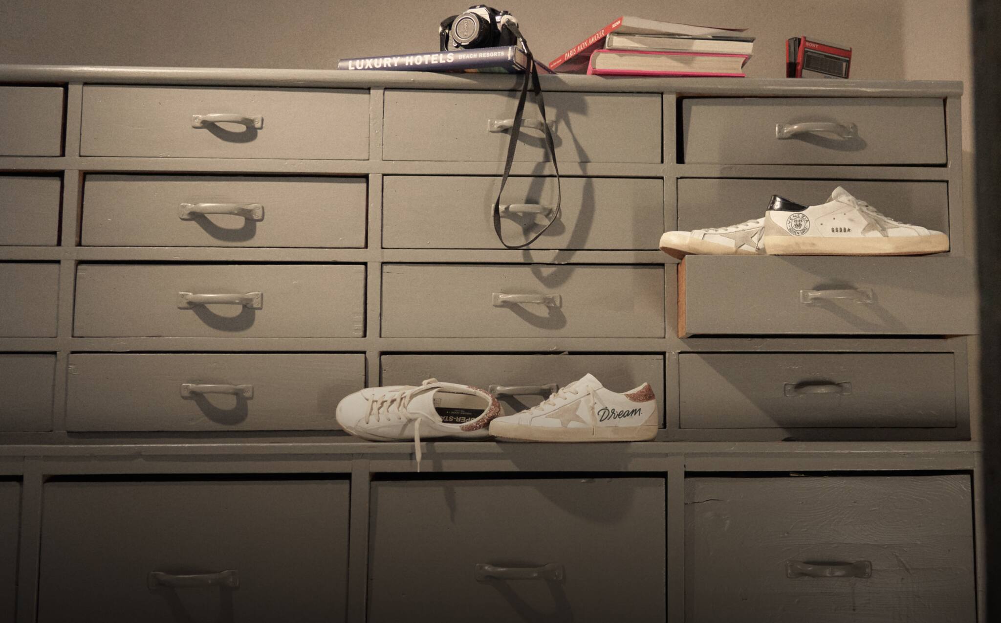 Golden Goose: sneakers and clothes for men and women