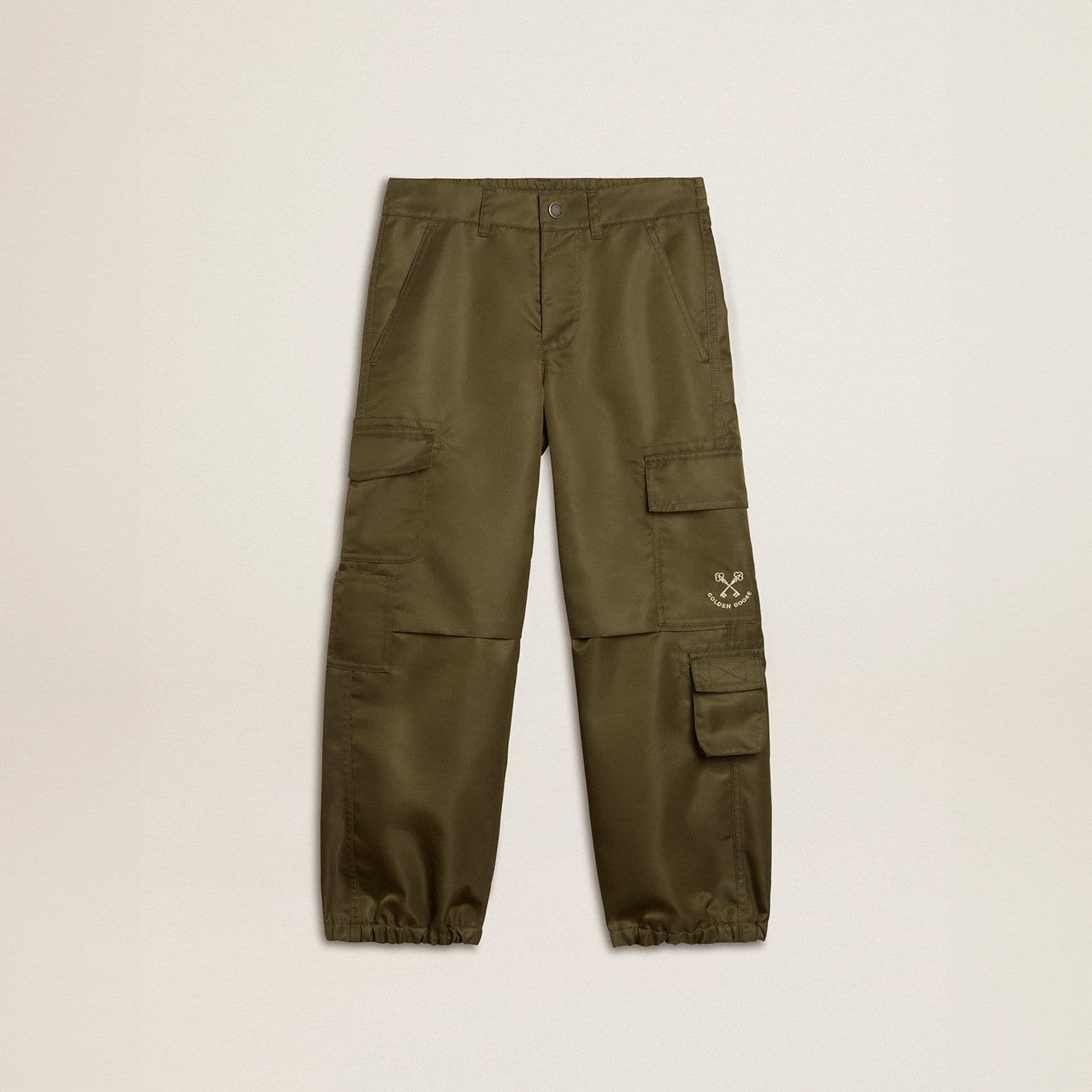 Kids-cargo-pants-in-military-green