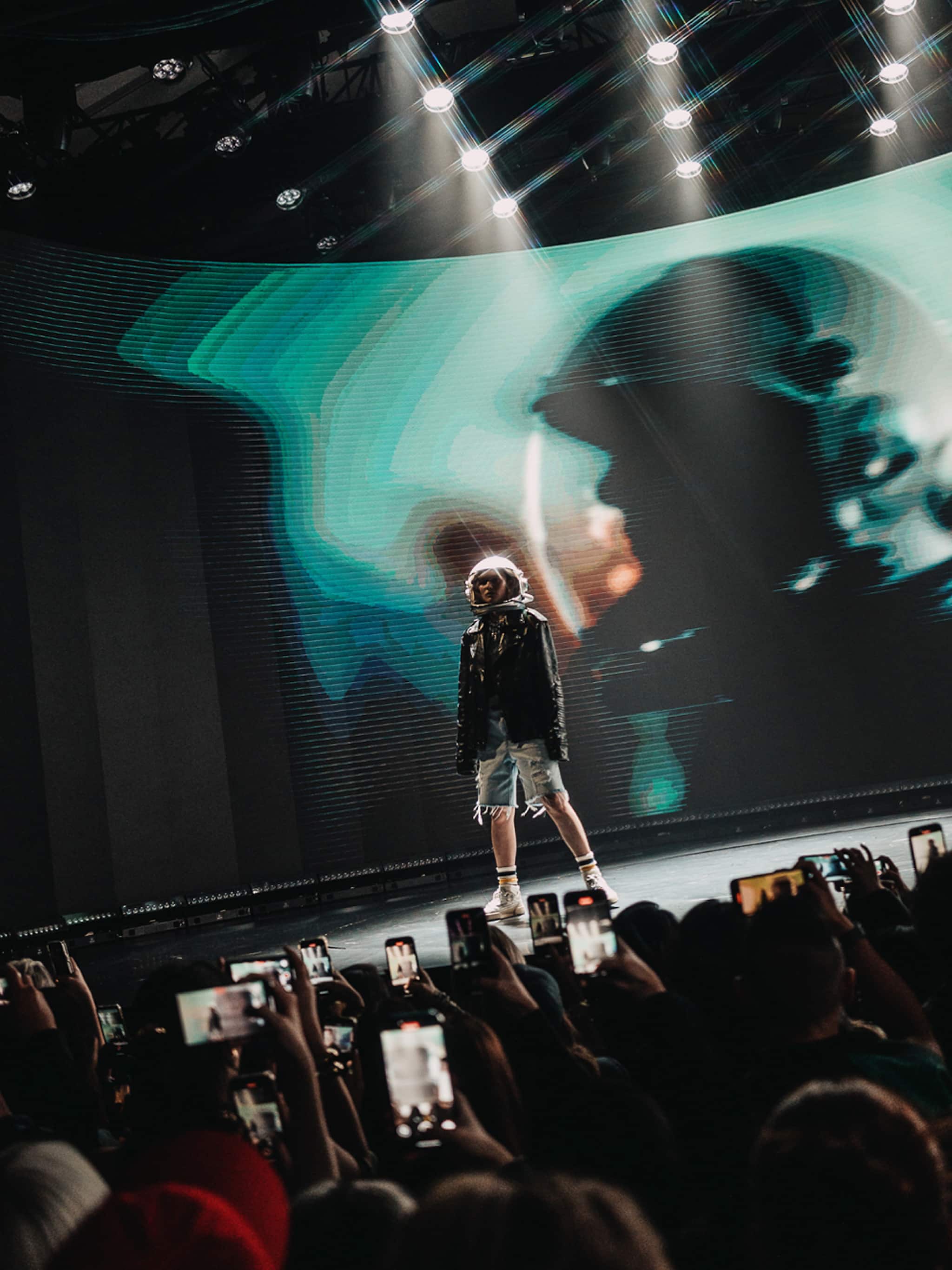 female-model-wearing-a-space-helmet