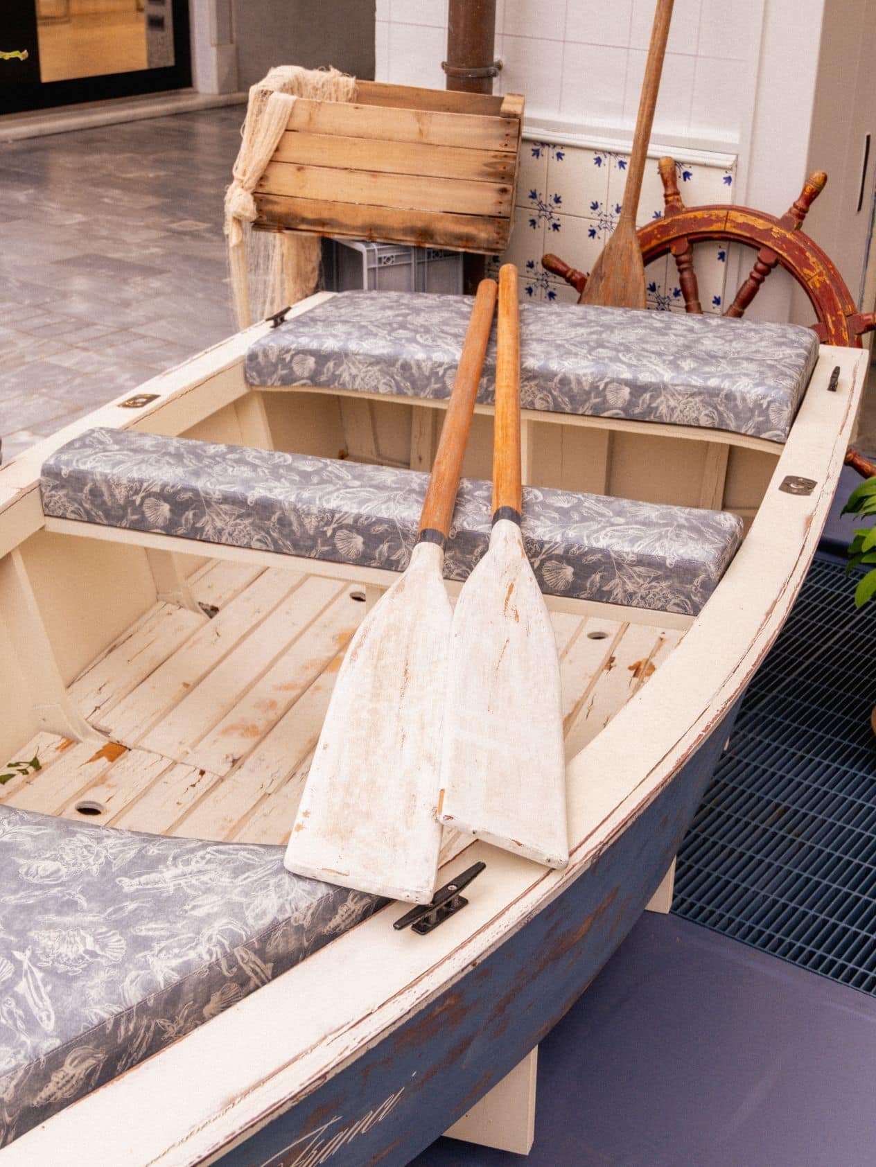 external-view-of-forte-dei-marmi-store