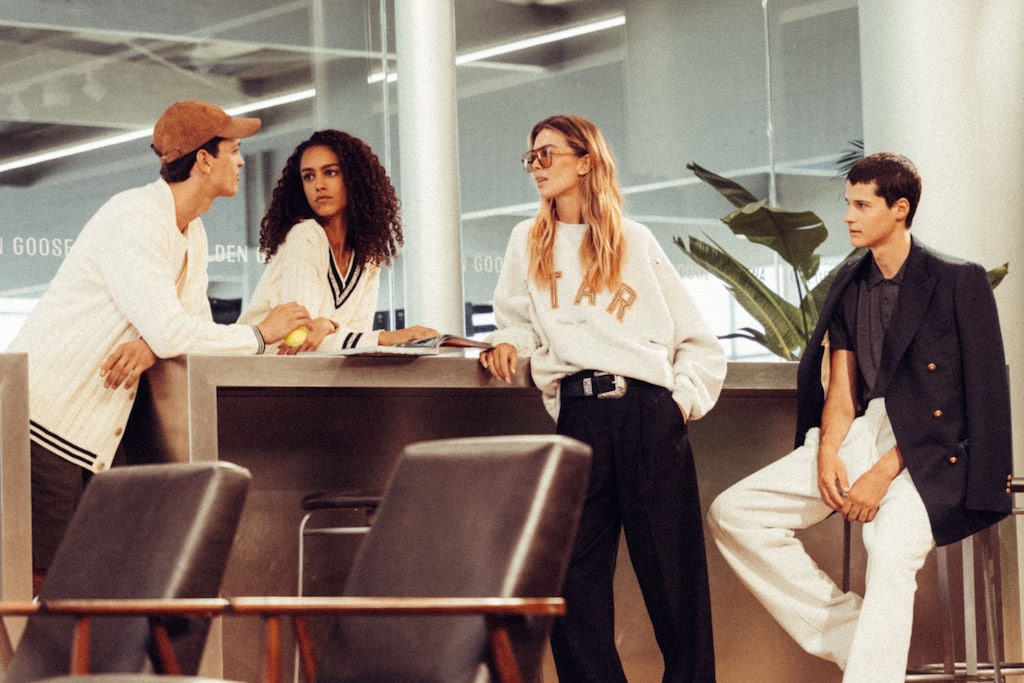 group-of-people-at-golden-goose-arena-lunge