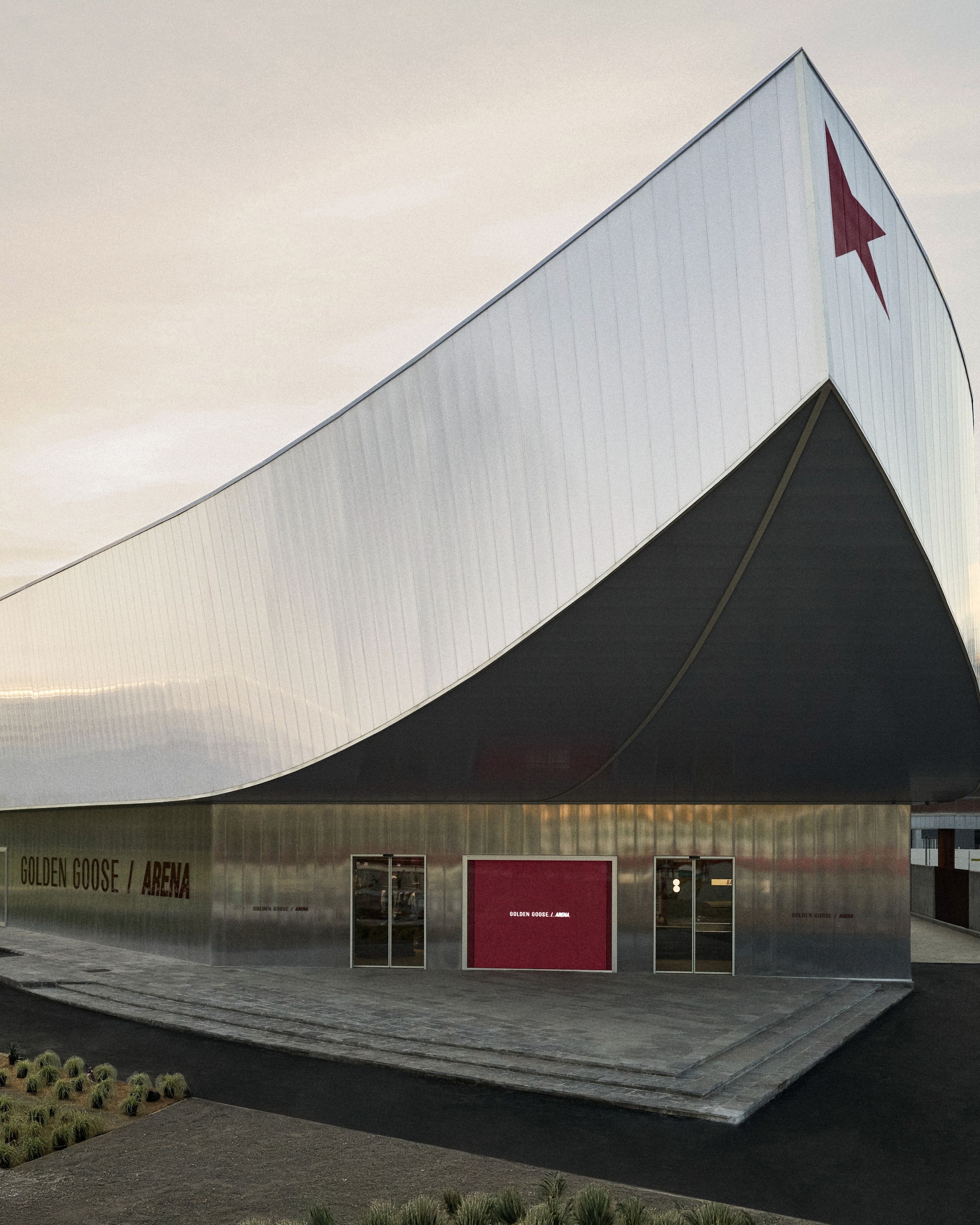 GOLDEN GOOSE ARENA GOLDEN GOOSE ARENA