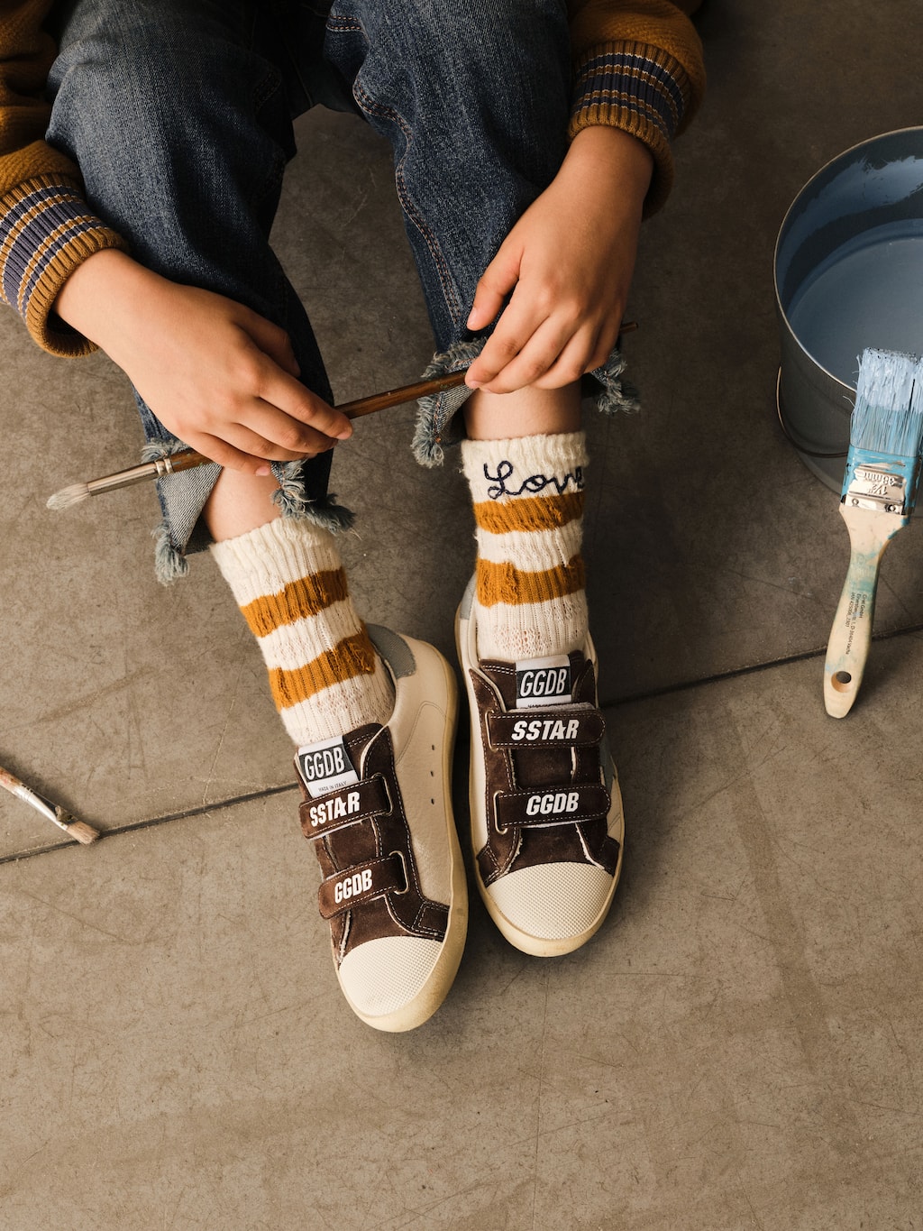 boy-wearing-old-school-sneakers