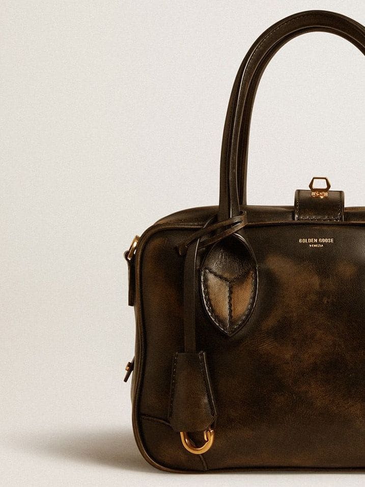 black-leather-vita-bag-details