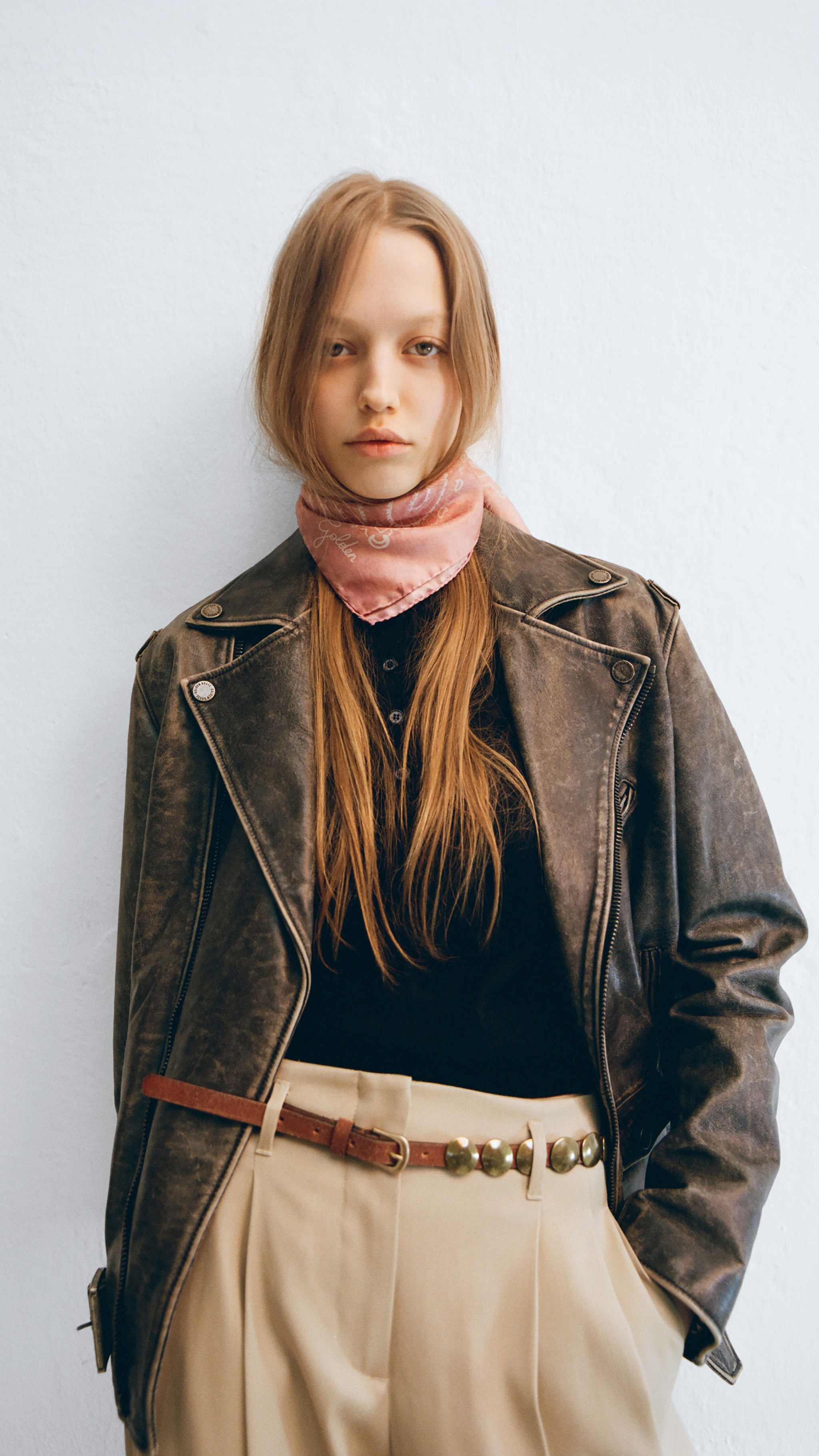 Goldenコレクション：ウェア、スニーカー、アクセサリー | Golden Goose