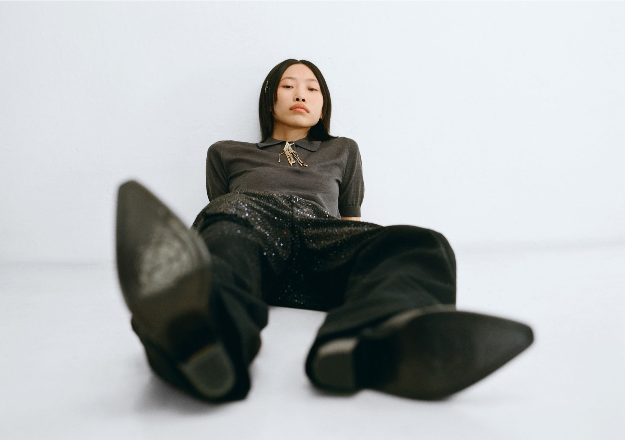 female-model-wearing-golden-collection