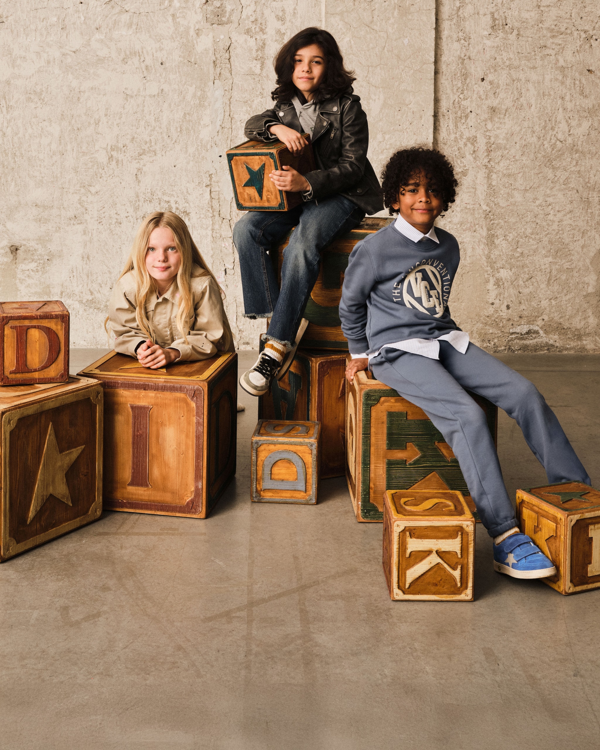 Golden Goose: sneakers and clothes for men and women
