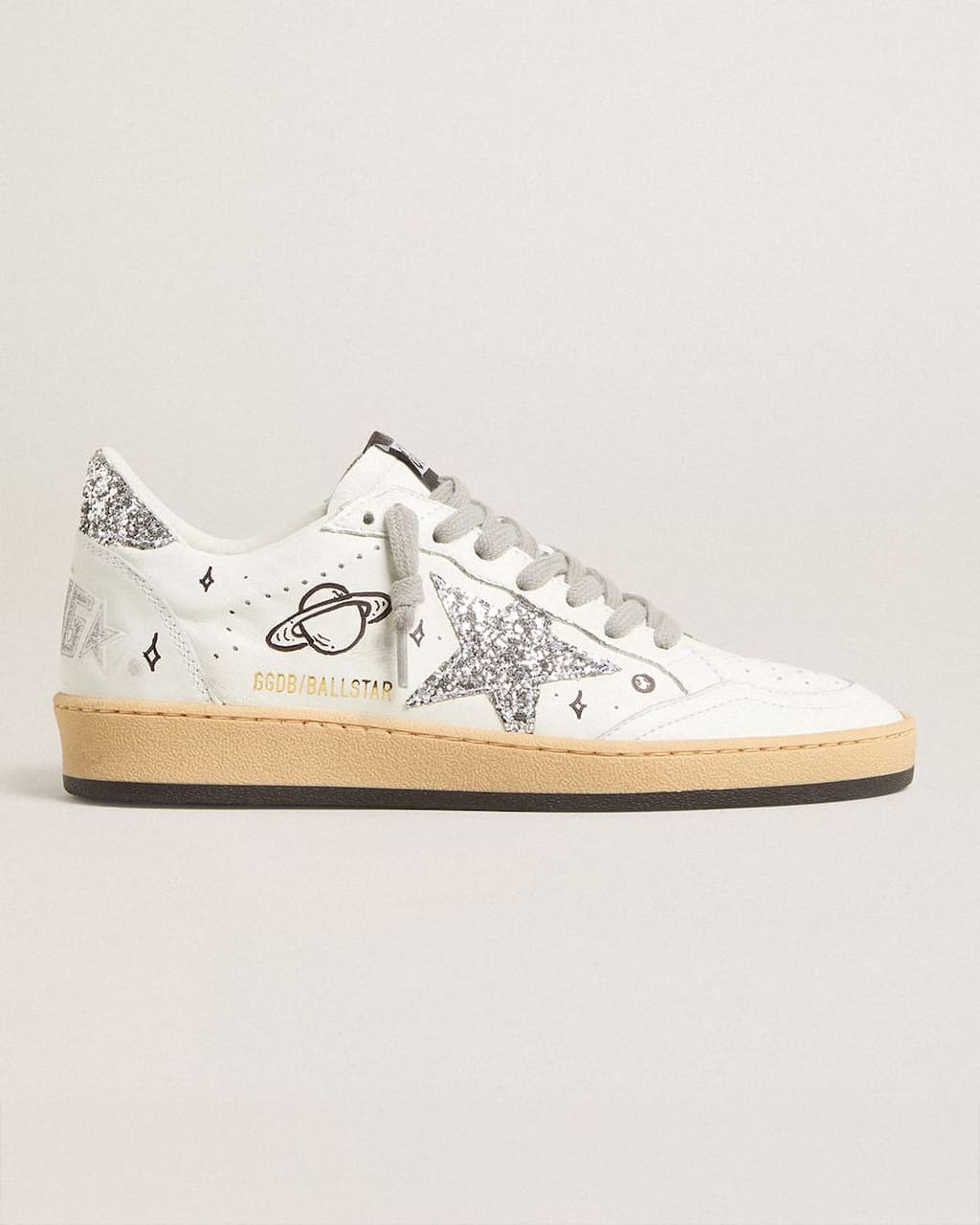 <p>Before and After</p> ball-star-wishes-white-sneakers-after-co-creation