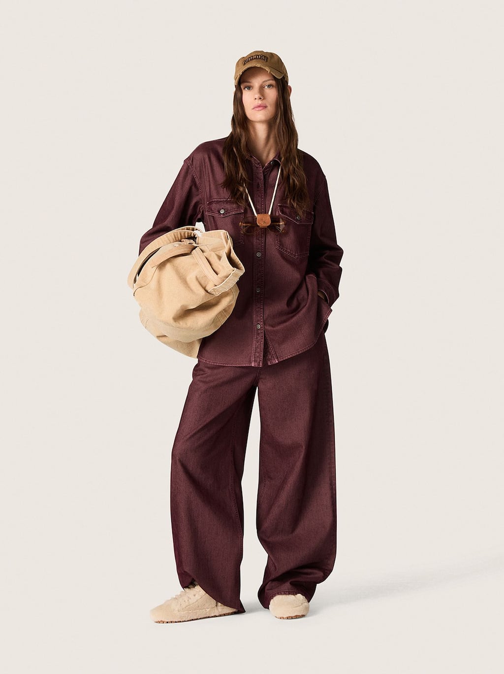 female-model-wearing-bordeaux-shirt-and-pants