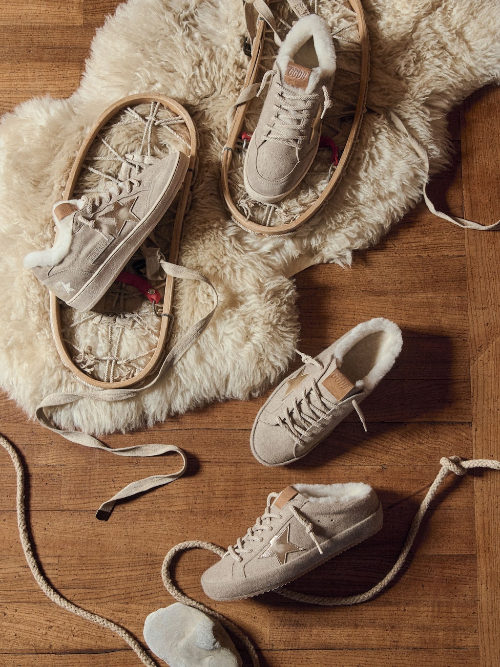 cozy-mood-sneakers-on-the-floor