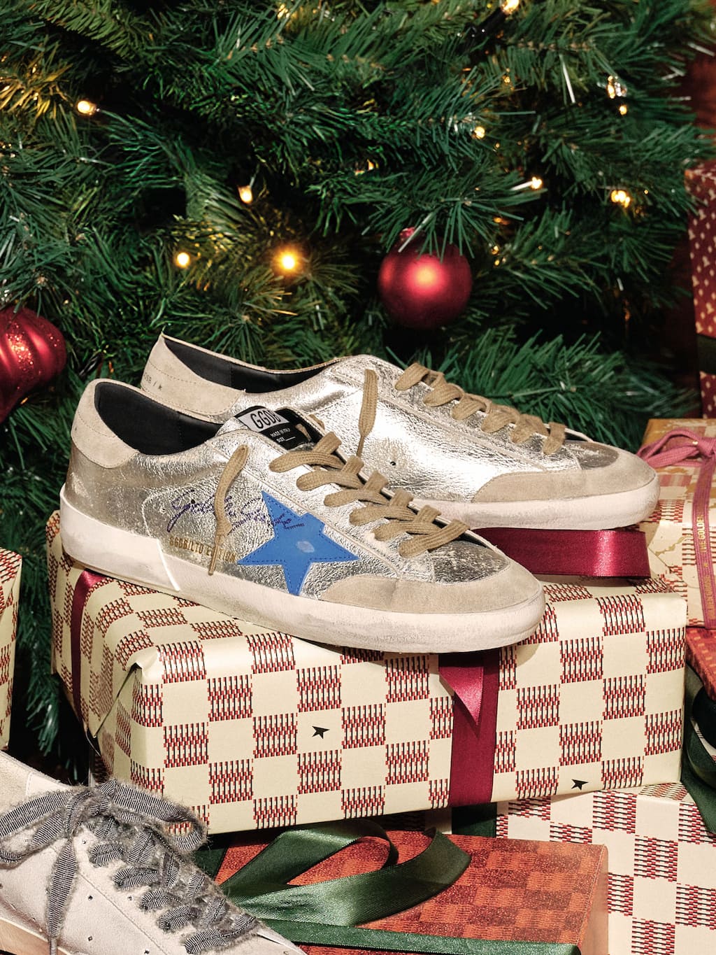 silver-super-star-on-the-gifts-pack