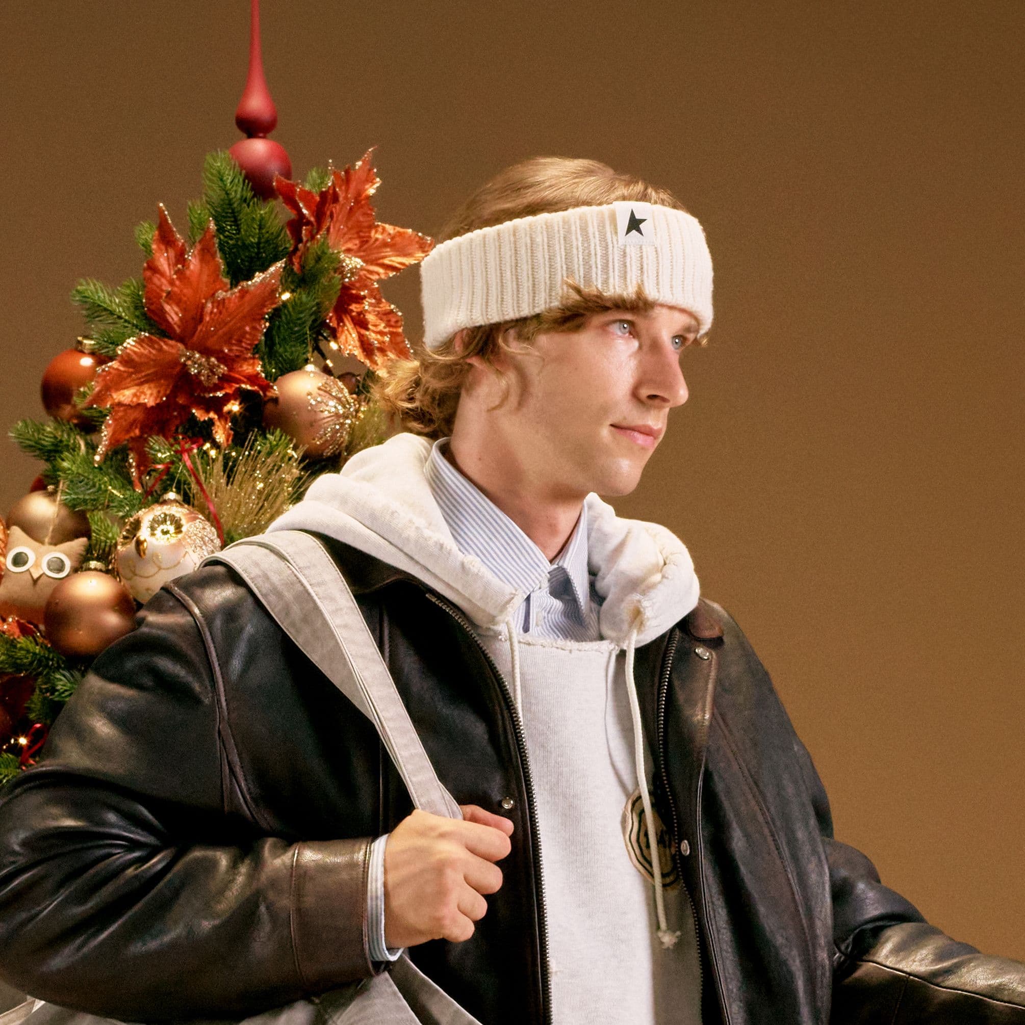 male-model-holiday-mood