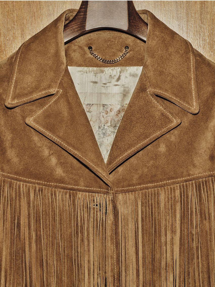 focus-on-a-leather-brown-jacket