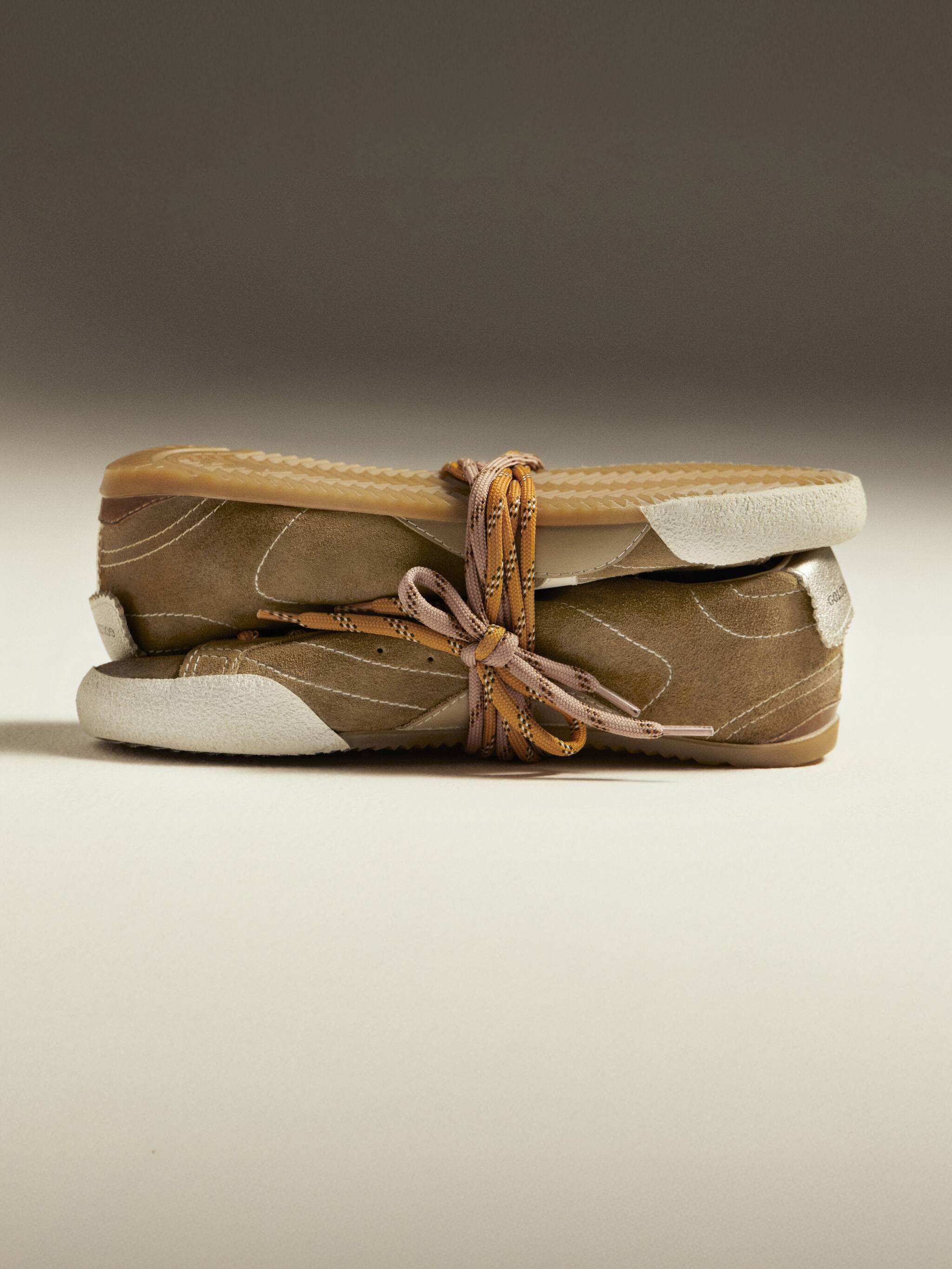 True-Star スニーカー：Golden Gooseの新たなアイコンが誕生