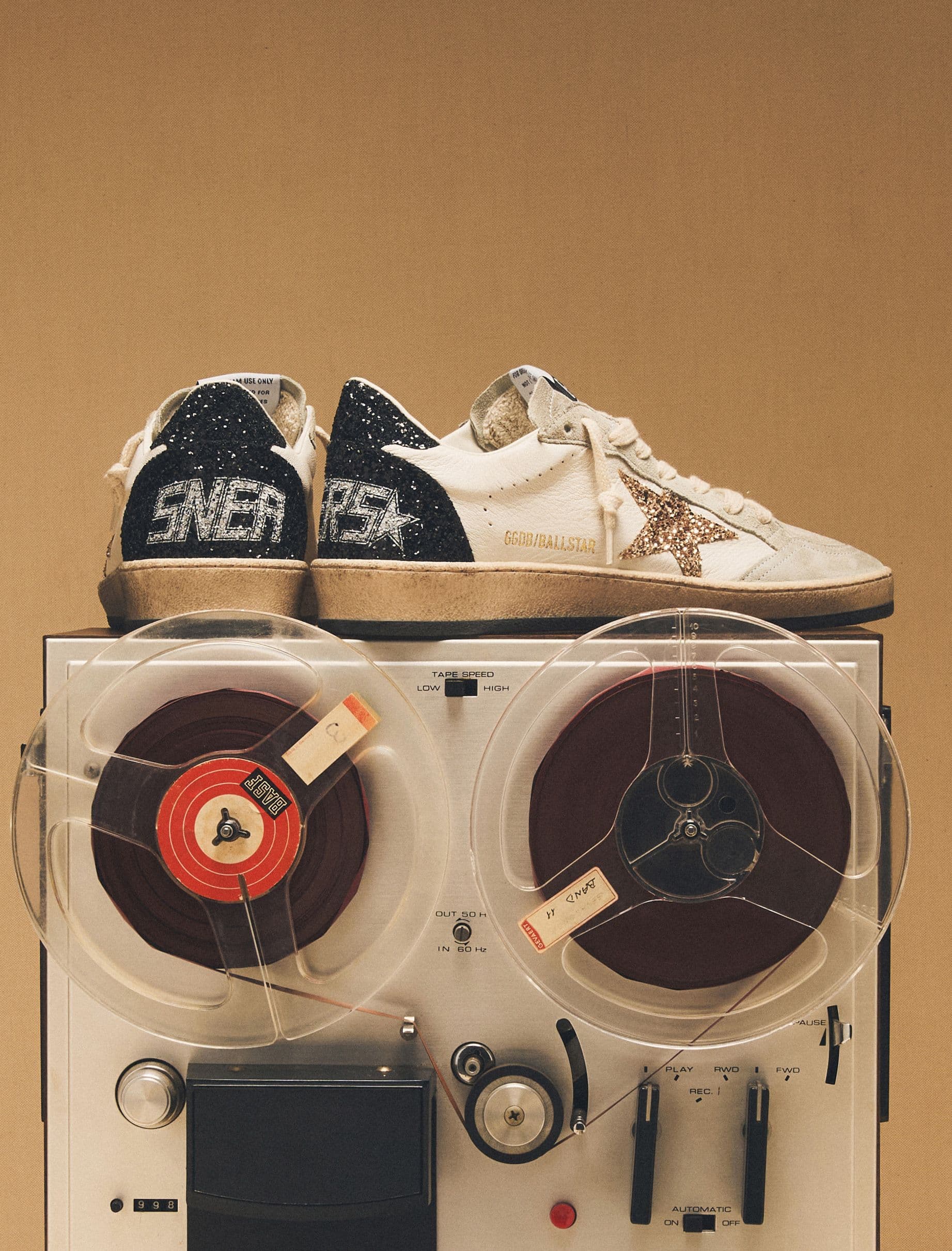 white-ball-star-sneakers-with-gold-glitter-star-and-black-glitter-heel