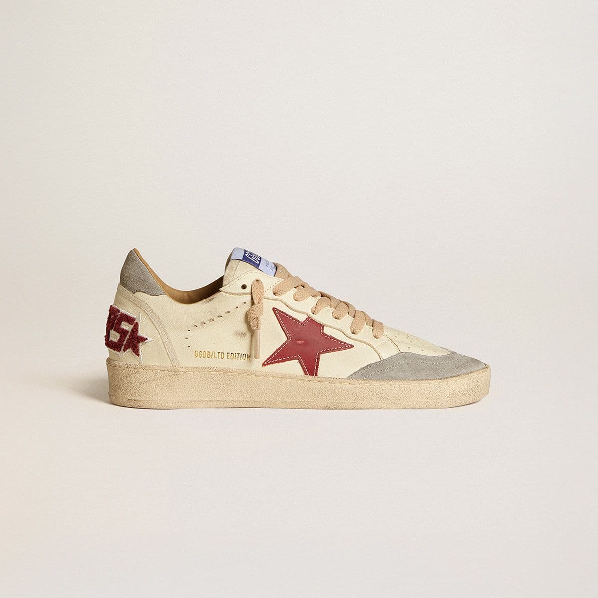 limited-edition-sneakers-with-red-star