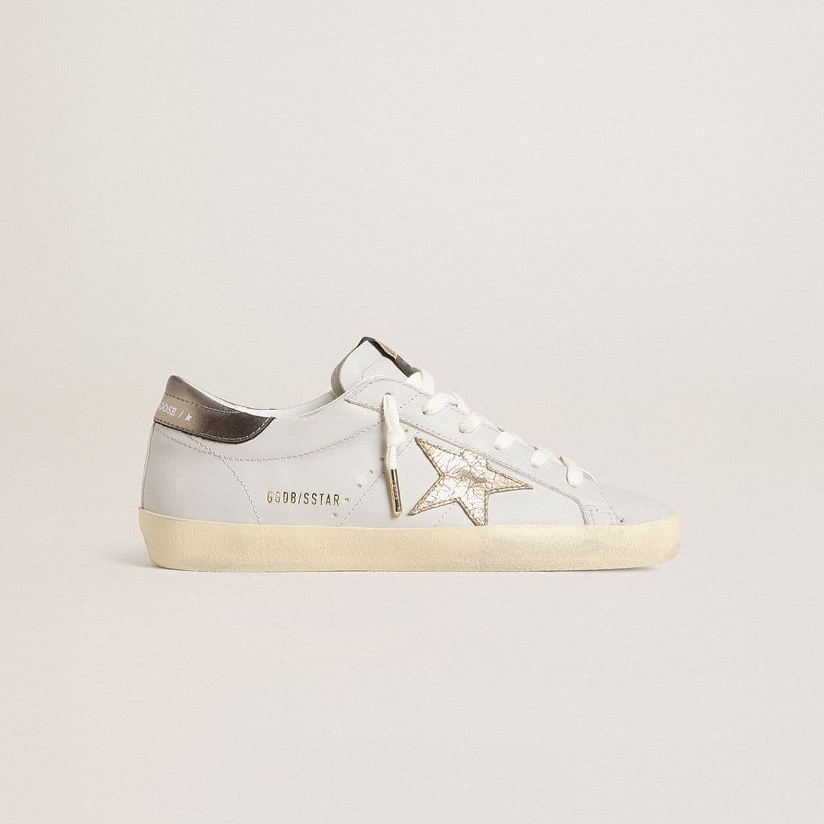 Women’s-Super-Star-LTD-in-white-leather