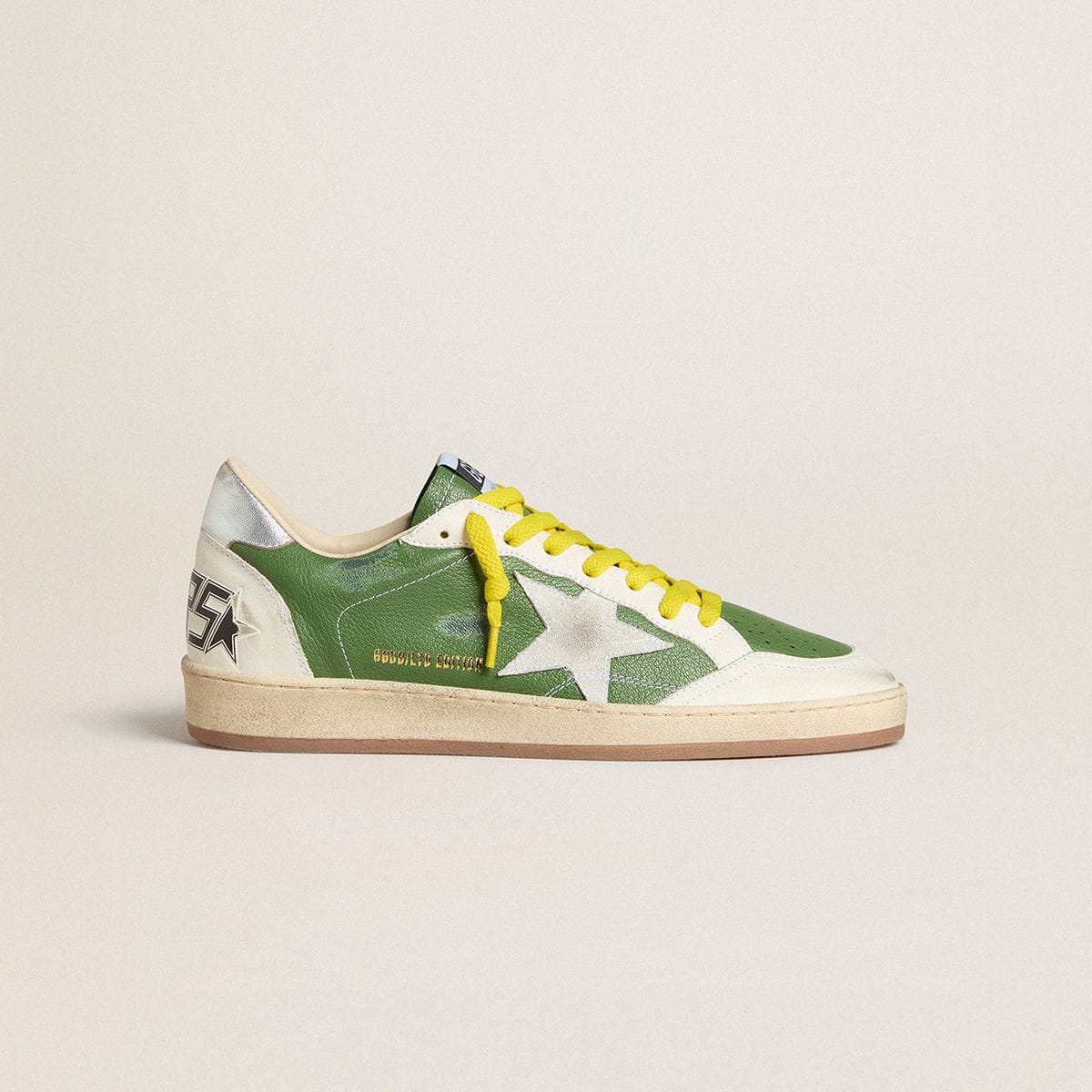 Ball-Star-LTD-in-green-nappa-leather