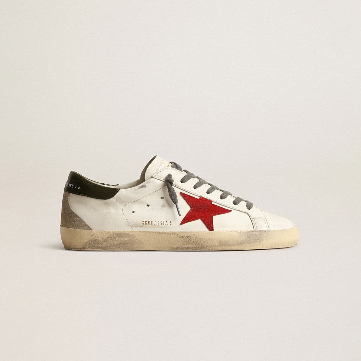 Men&rsquo;s-white-super-star-with-red-star