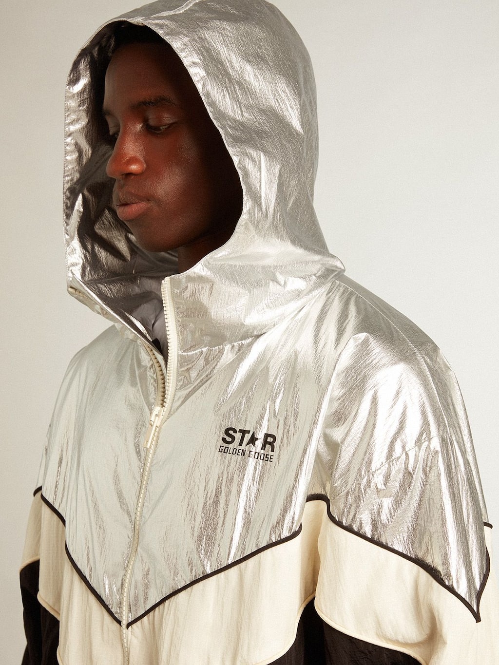 male-model-wearing-white-sweatshirt-star-collection