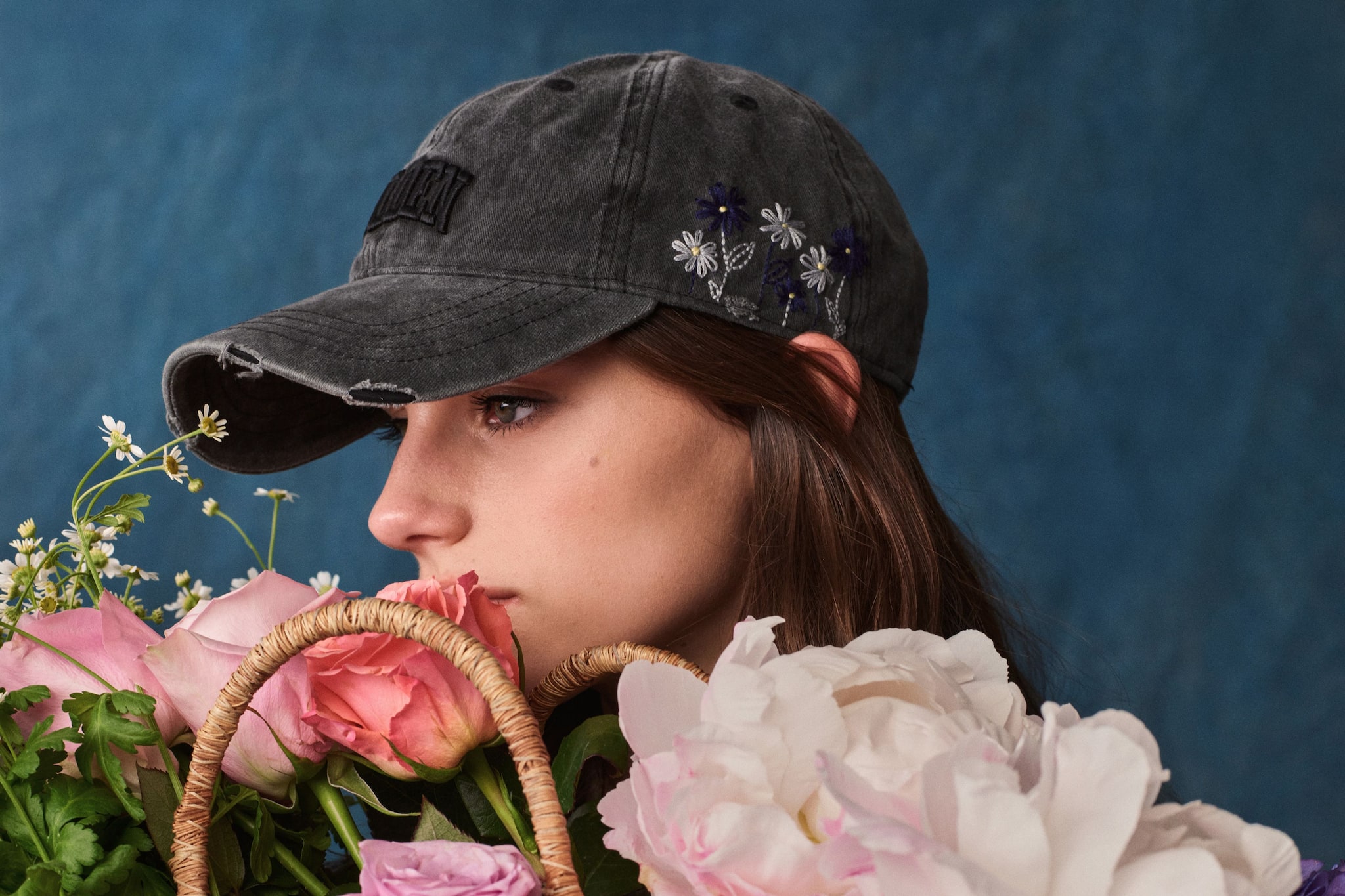 GOLDEN  / ゴールデングース】 BASEBALL HAT Golden Goose Cap Deluxe Brand Made in Italy Trucker Mesh