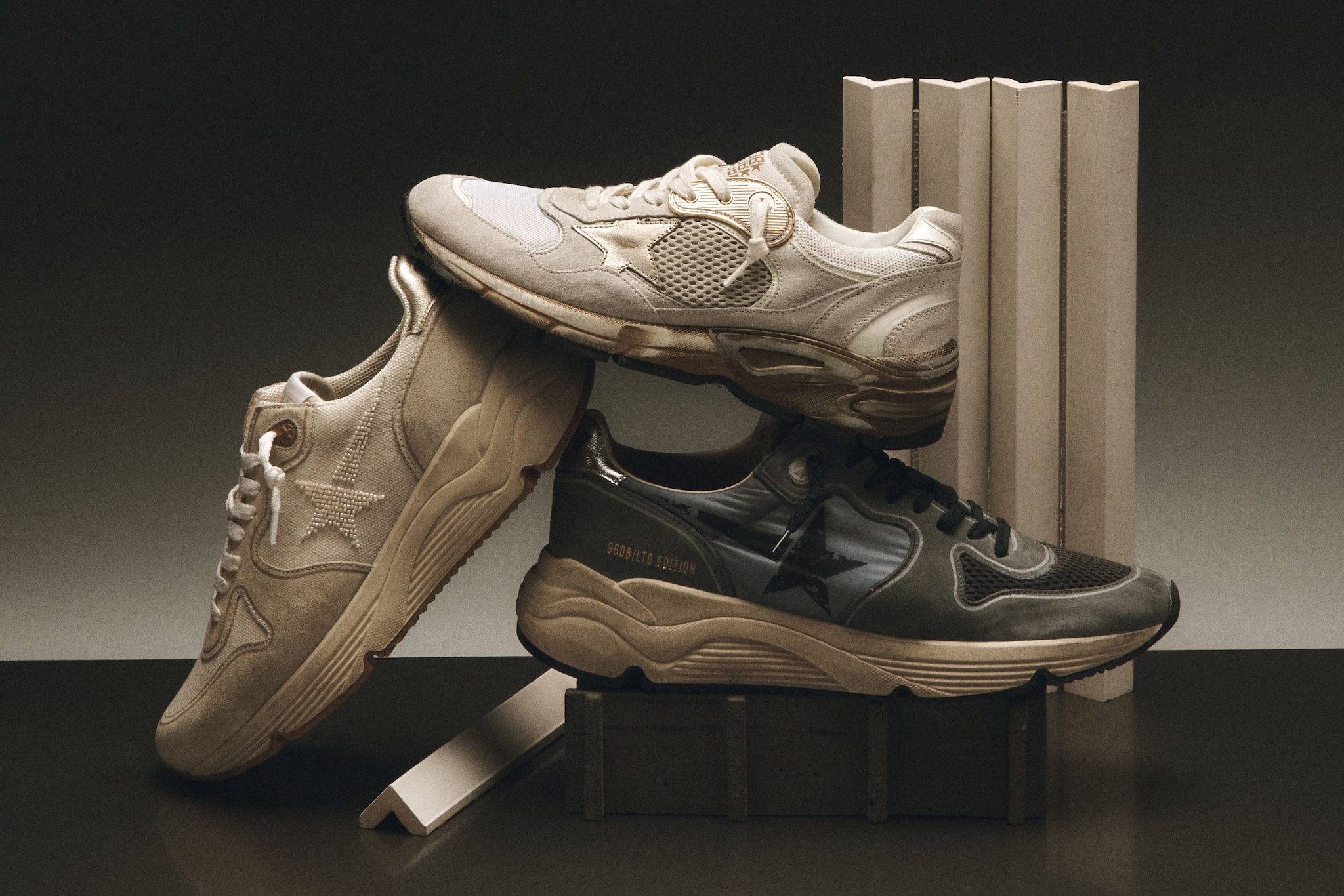 スニーカー GOLDEN GOOSE RUNNING SNEAKERS Golden Goose Running Sneaker in White/Orchid Hush/Platinum