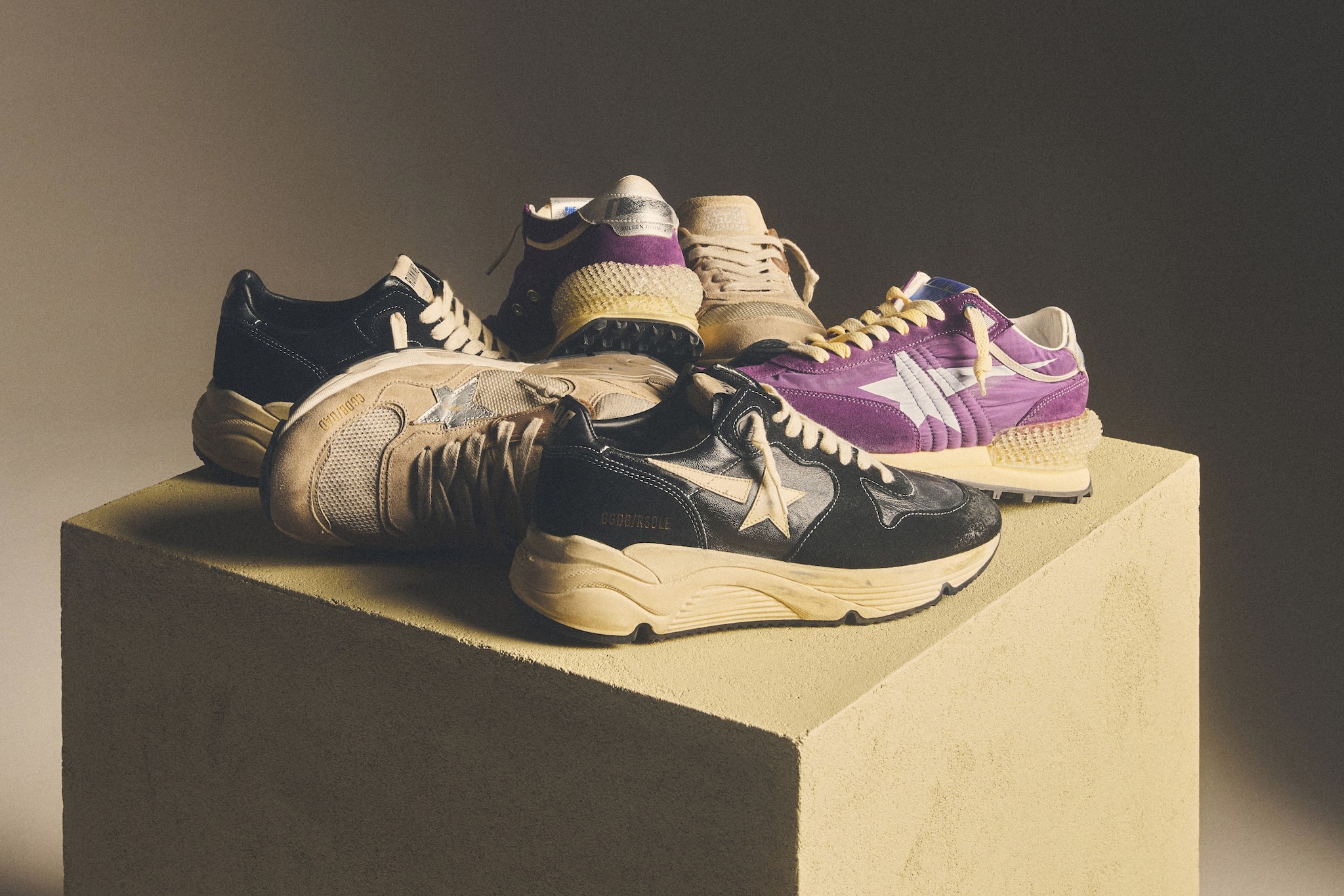 Women's Running Sneakers: Marathon, Dad-Star and Running Sole