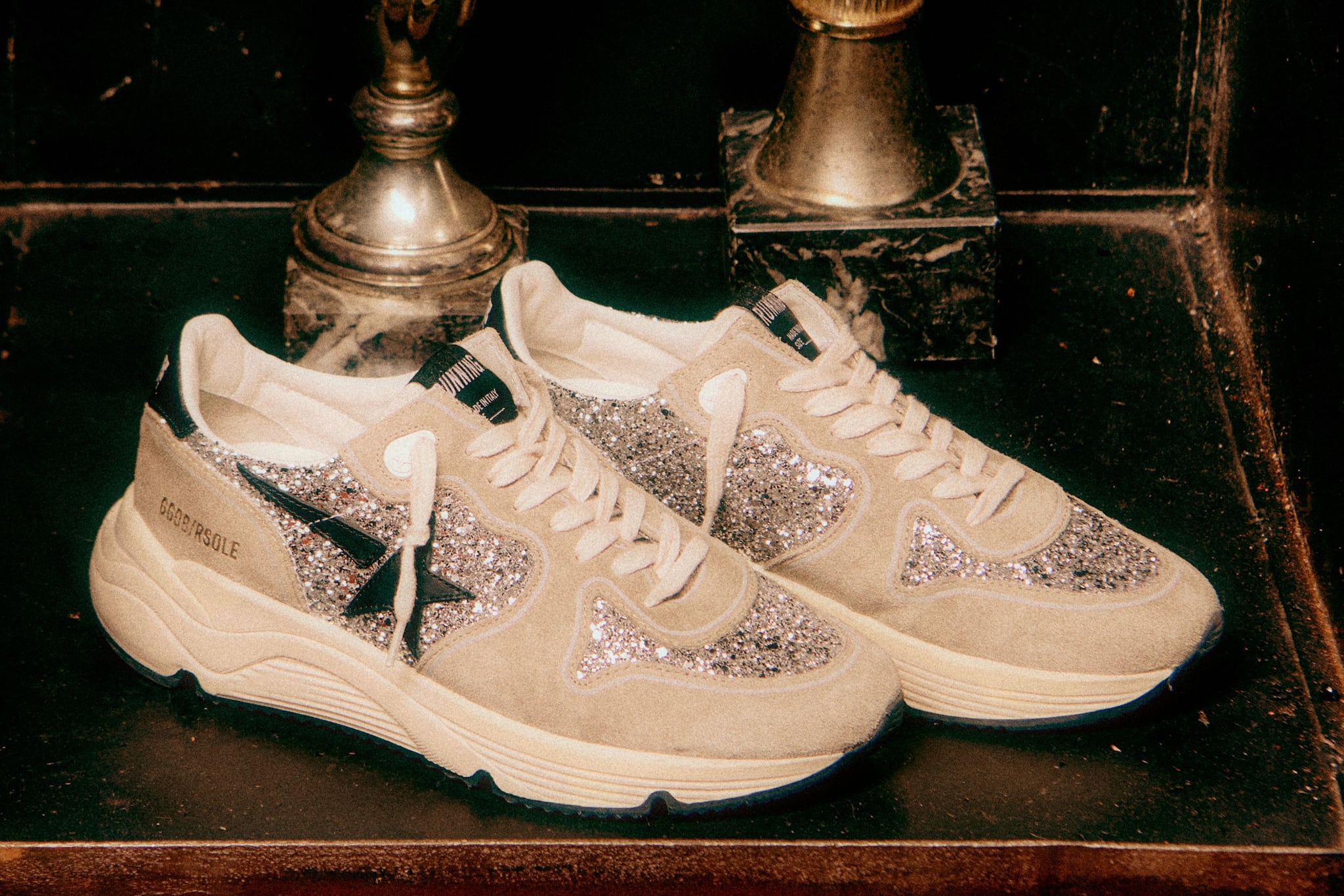 GOLDEN  スニーカー レディース Mid Star スニーカー | Golden Goose