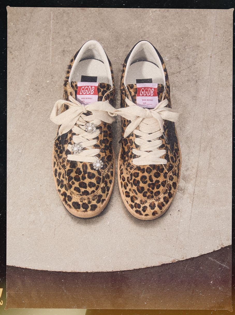 small-accessories-on-a-table