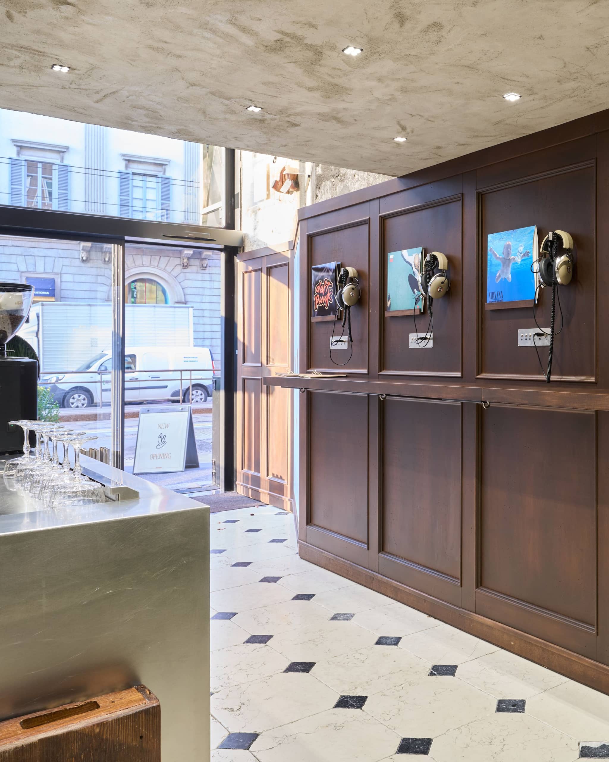 Inside-view-of-milan-gg-younique-store