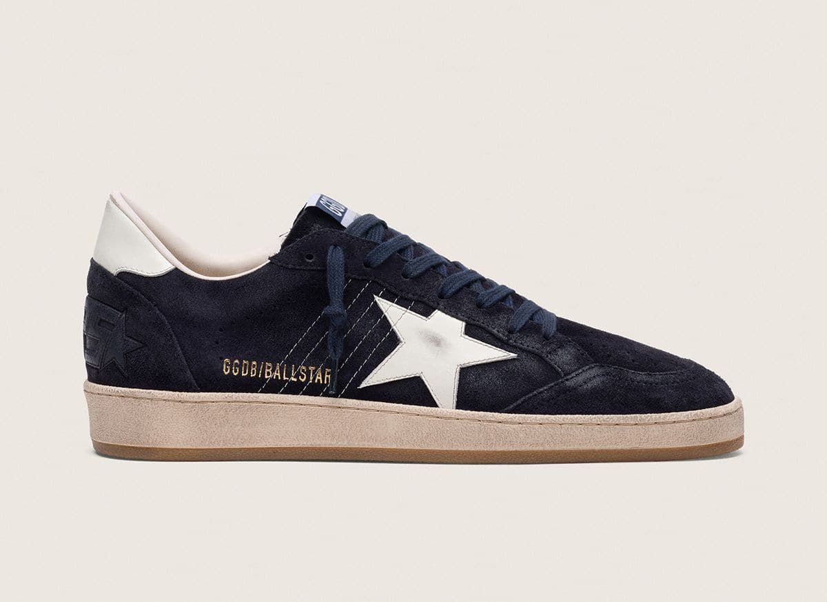 ゴールデングース HI STAR BLACK NAPPA-SUEDEブラック39 Men's Super-Star in black nappa with suede details and black foxing