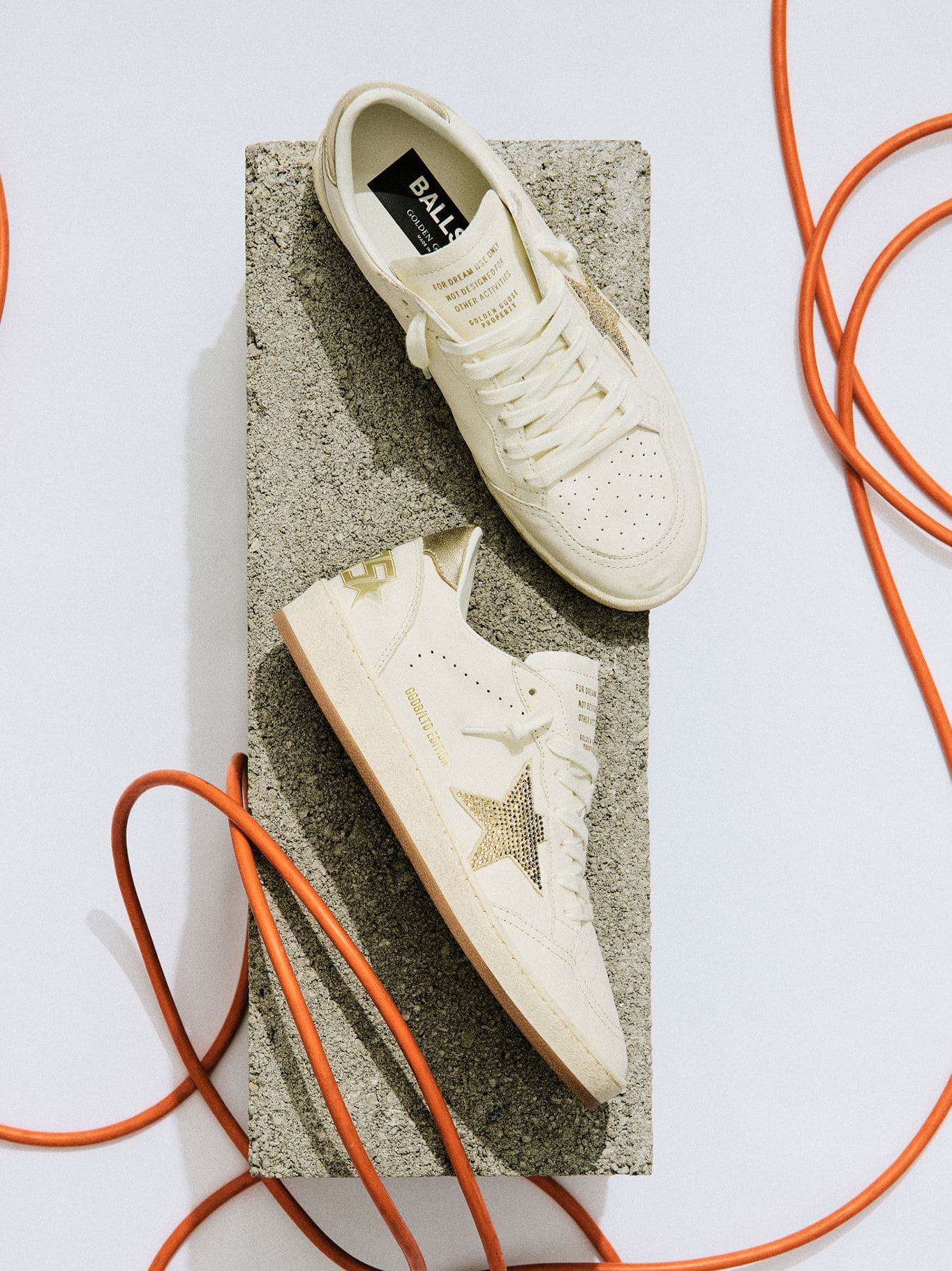 white-leather-ball-star-sneakers-with-golden-star
