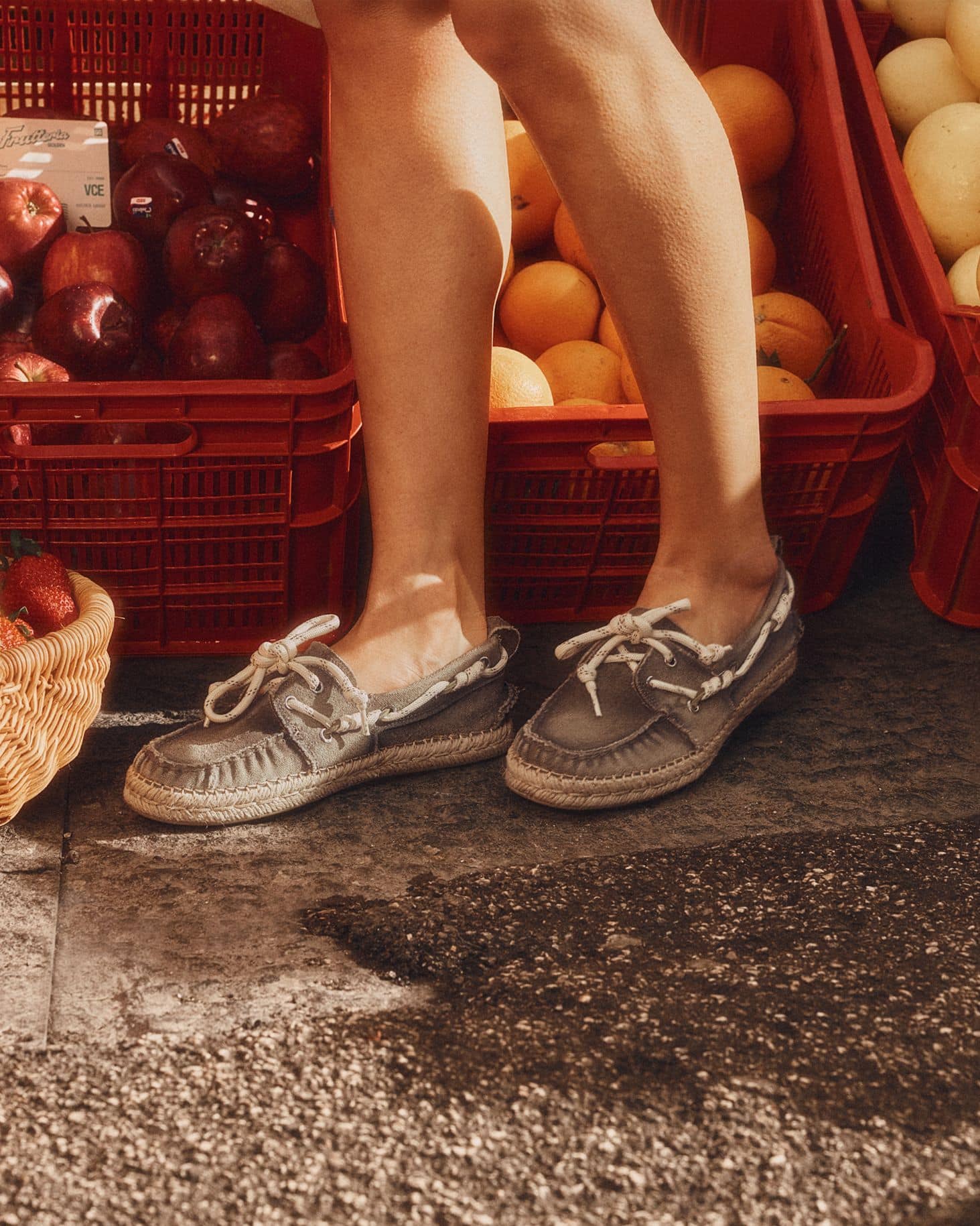 Golden Goose: sneakers and clothes for men and women
