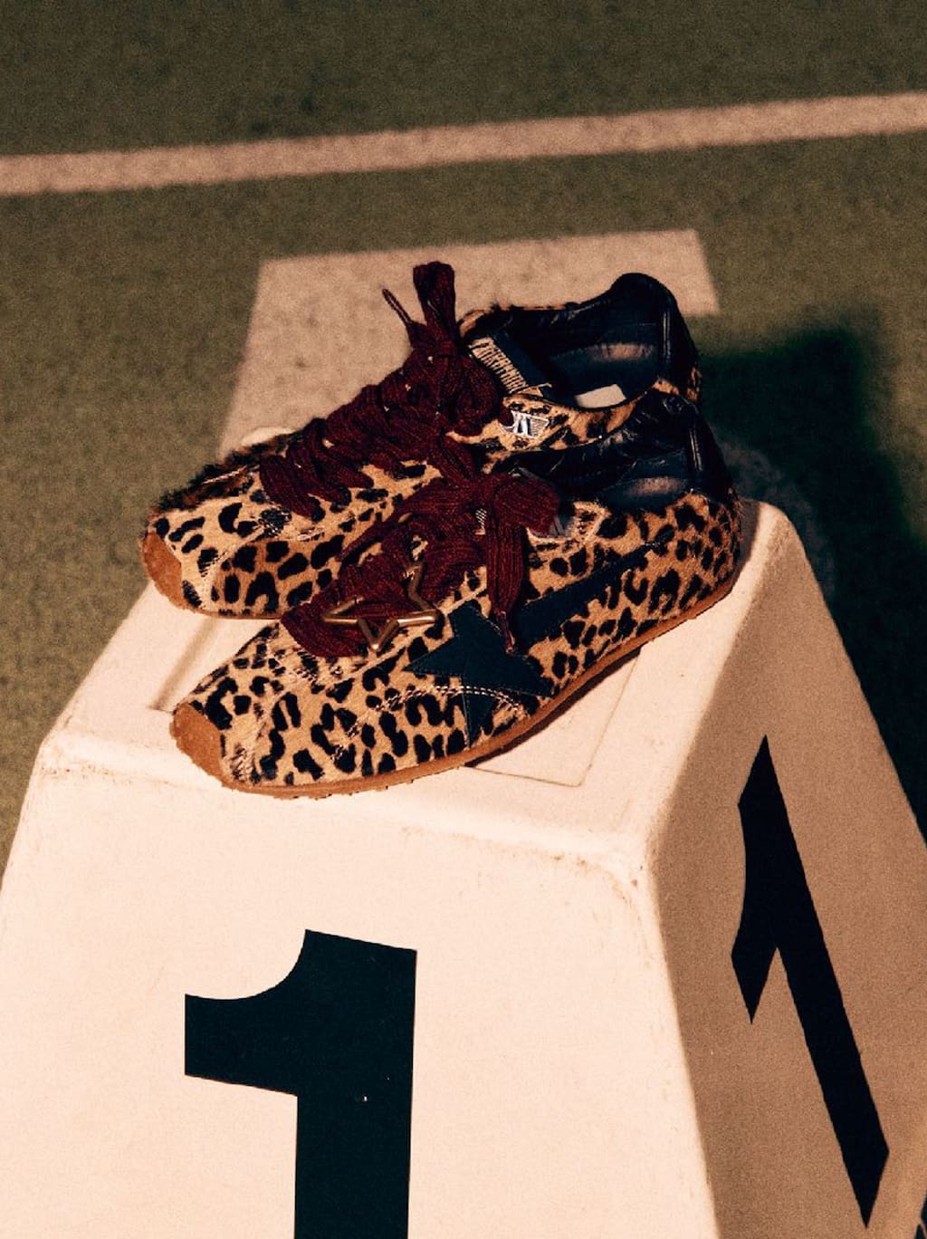 leo-print-marathon-speed-sneakers
