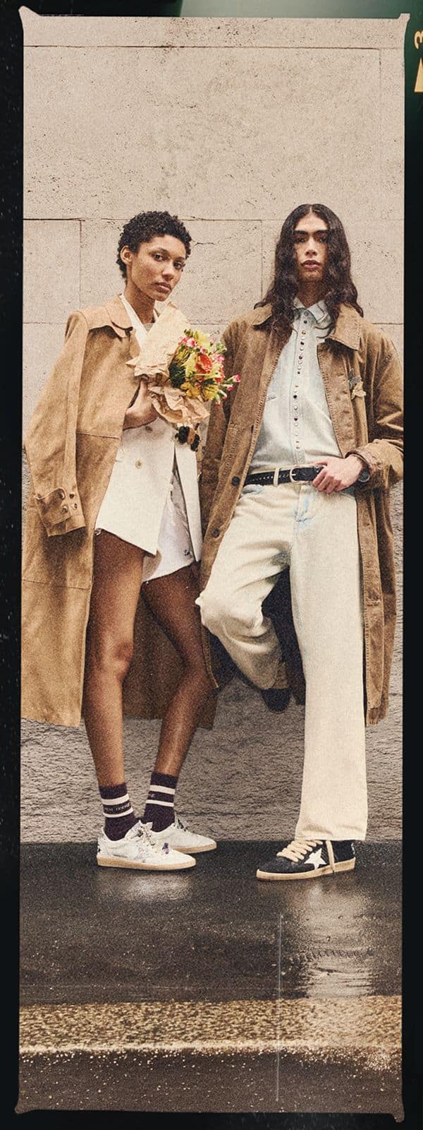 couple-of-models-on-a-sidewalk