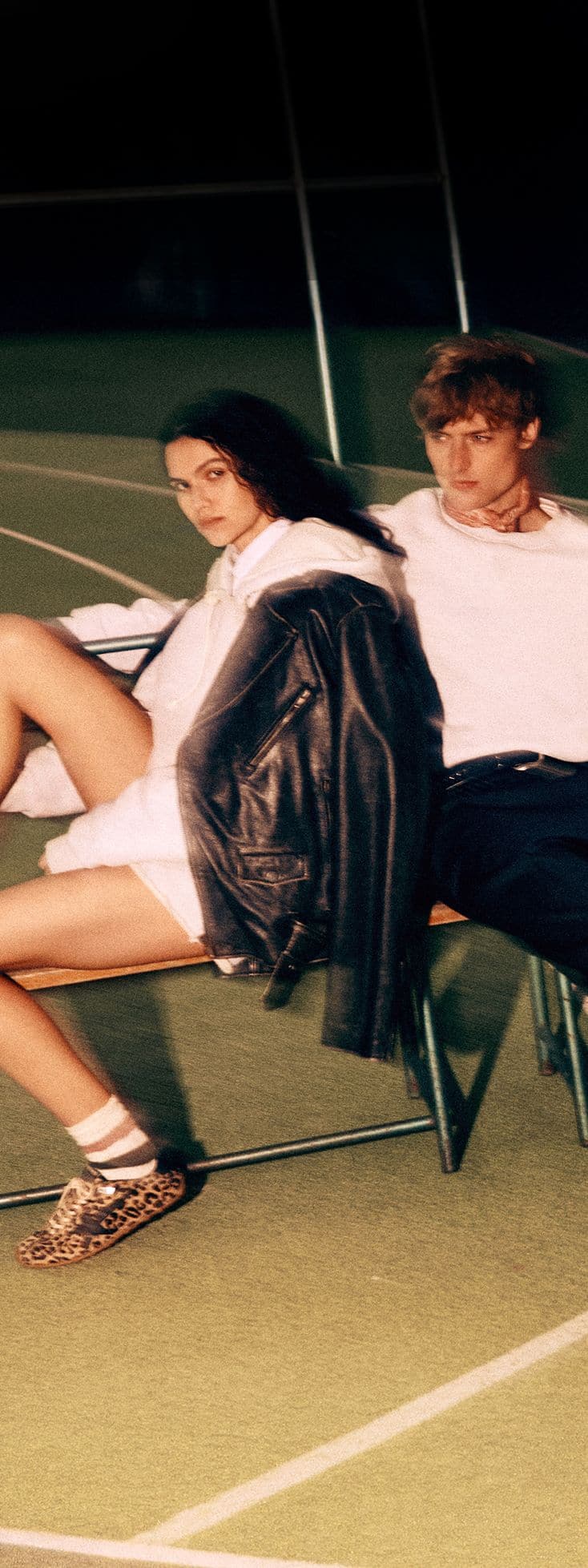 couple-of-models-on-a-sidewalk