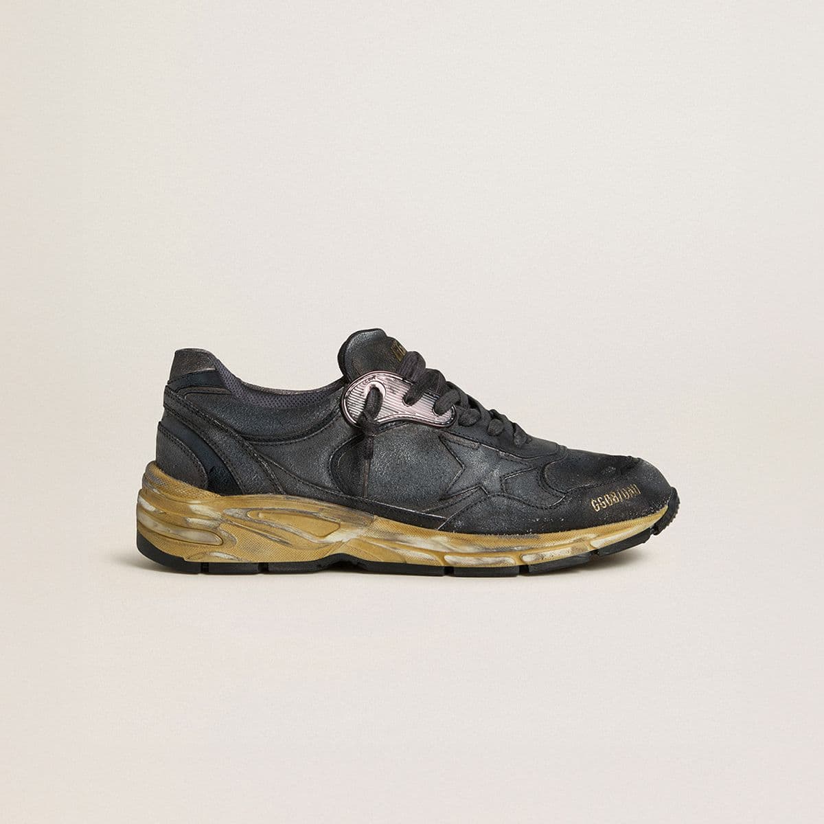 grey-running-men-dad-star-sneakers