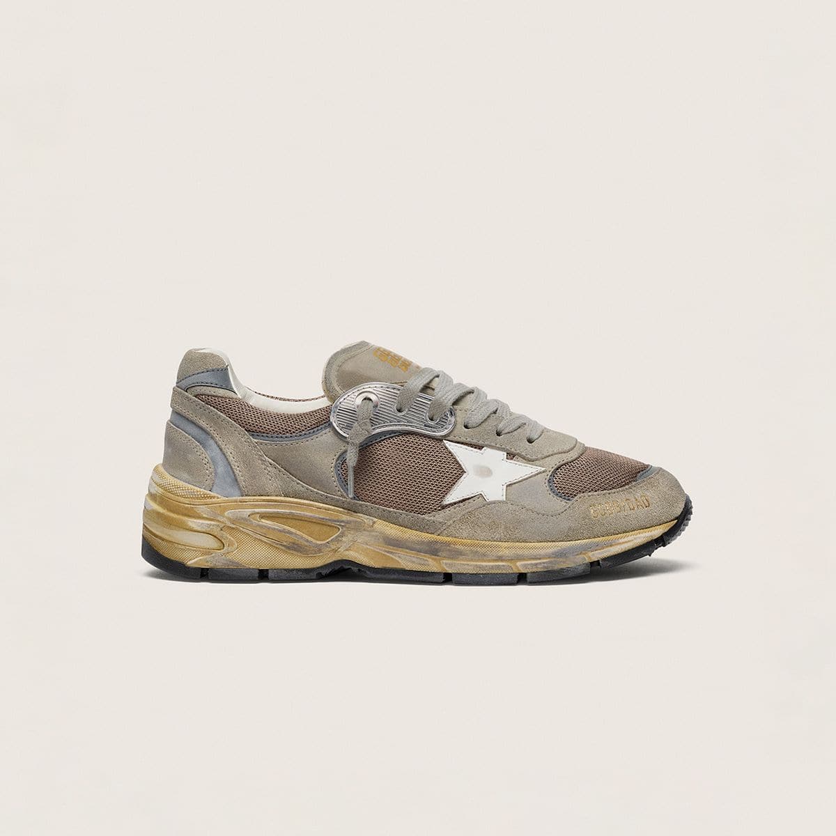 black-running-men-dad-star-sneakers