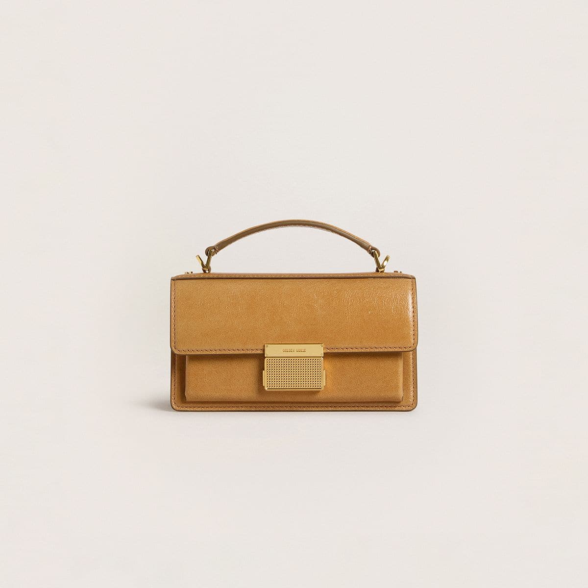 beige-leather-bag