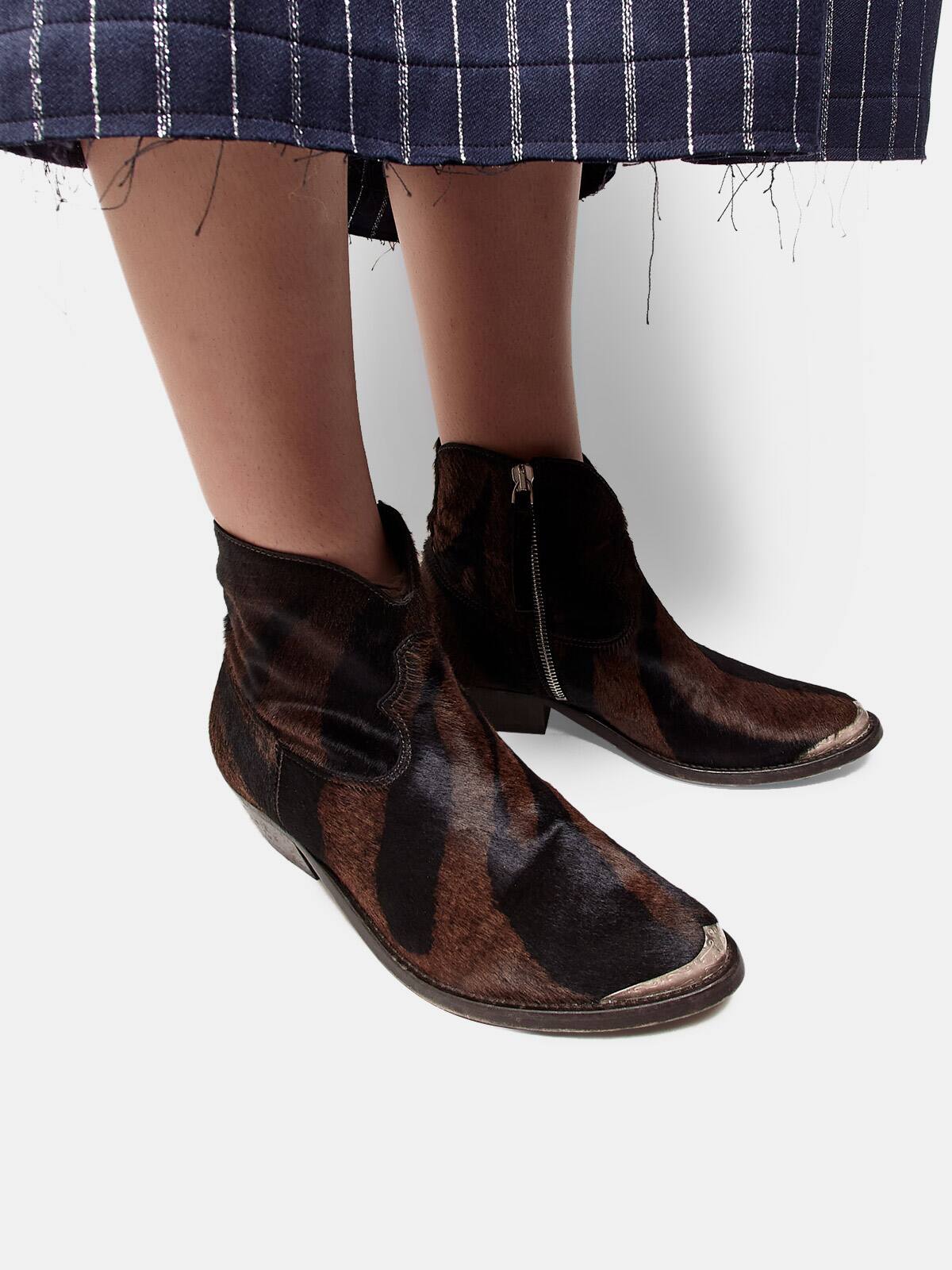 Golden Goose - Boots young tiger pony in 