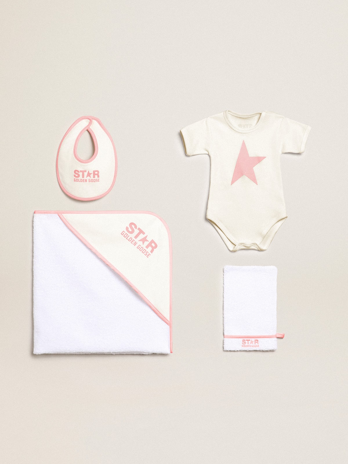 Golden Goose - Gift set in white with pink trim and logo in 