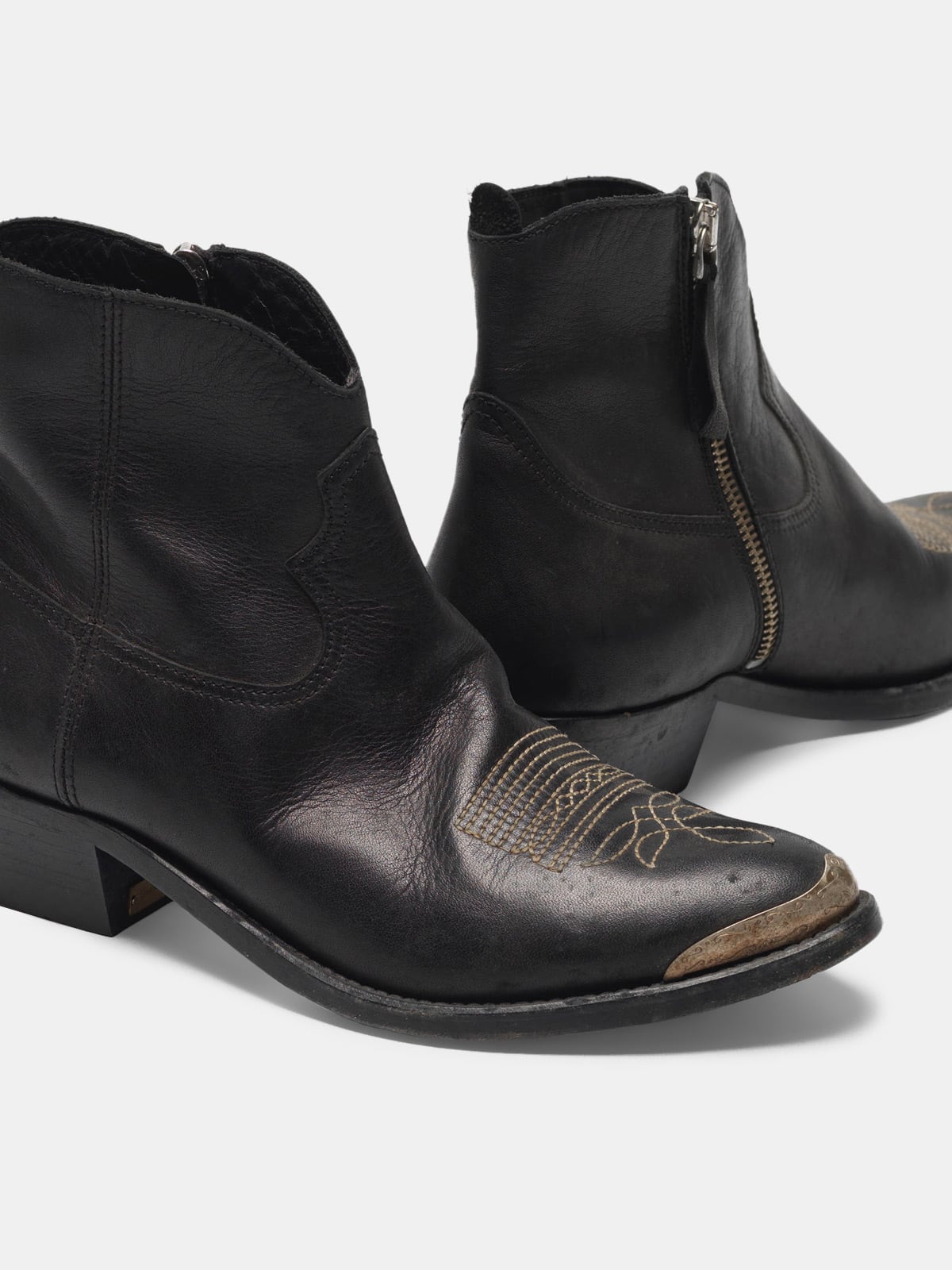 Golden Goose - Young ankle boots in leather with cowboy-style decoration in 