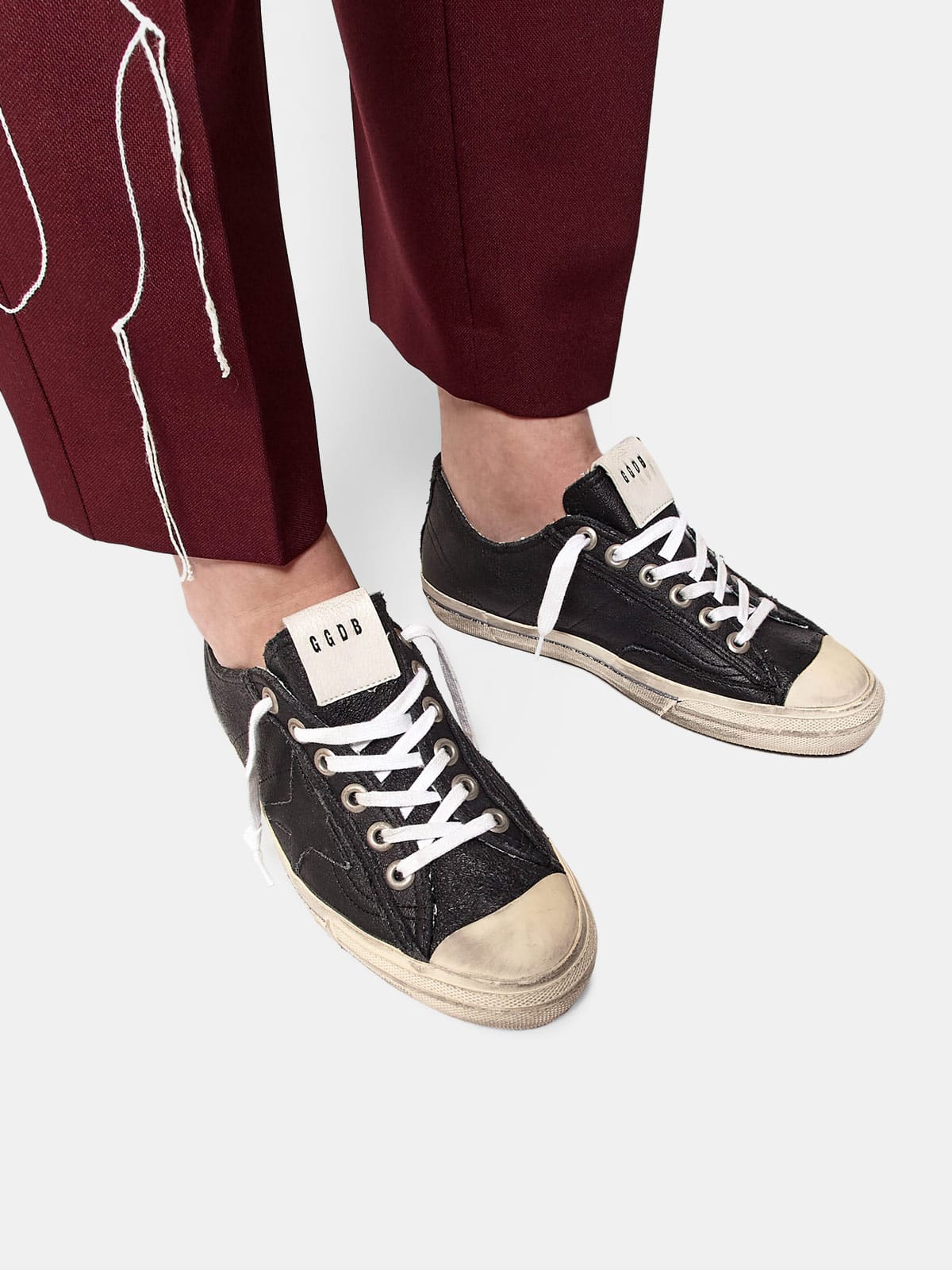 Golden Goose - V-STAR sneakers in vintage-effect leather in 