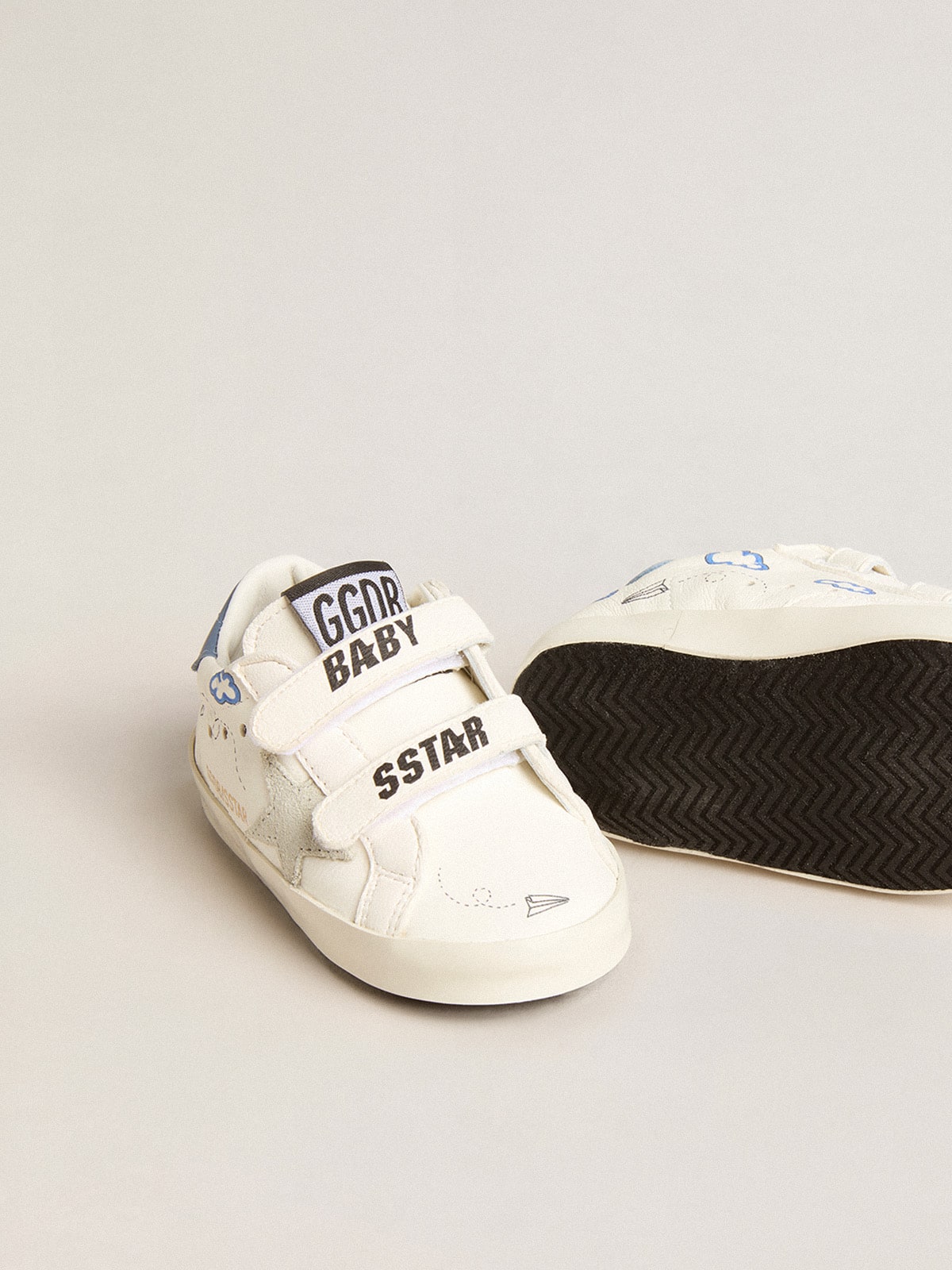 Golden Goose - Baby Old School com estrela de suede e talão de couro celeste in 